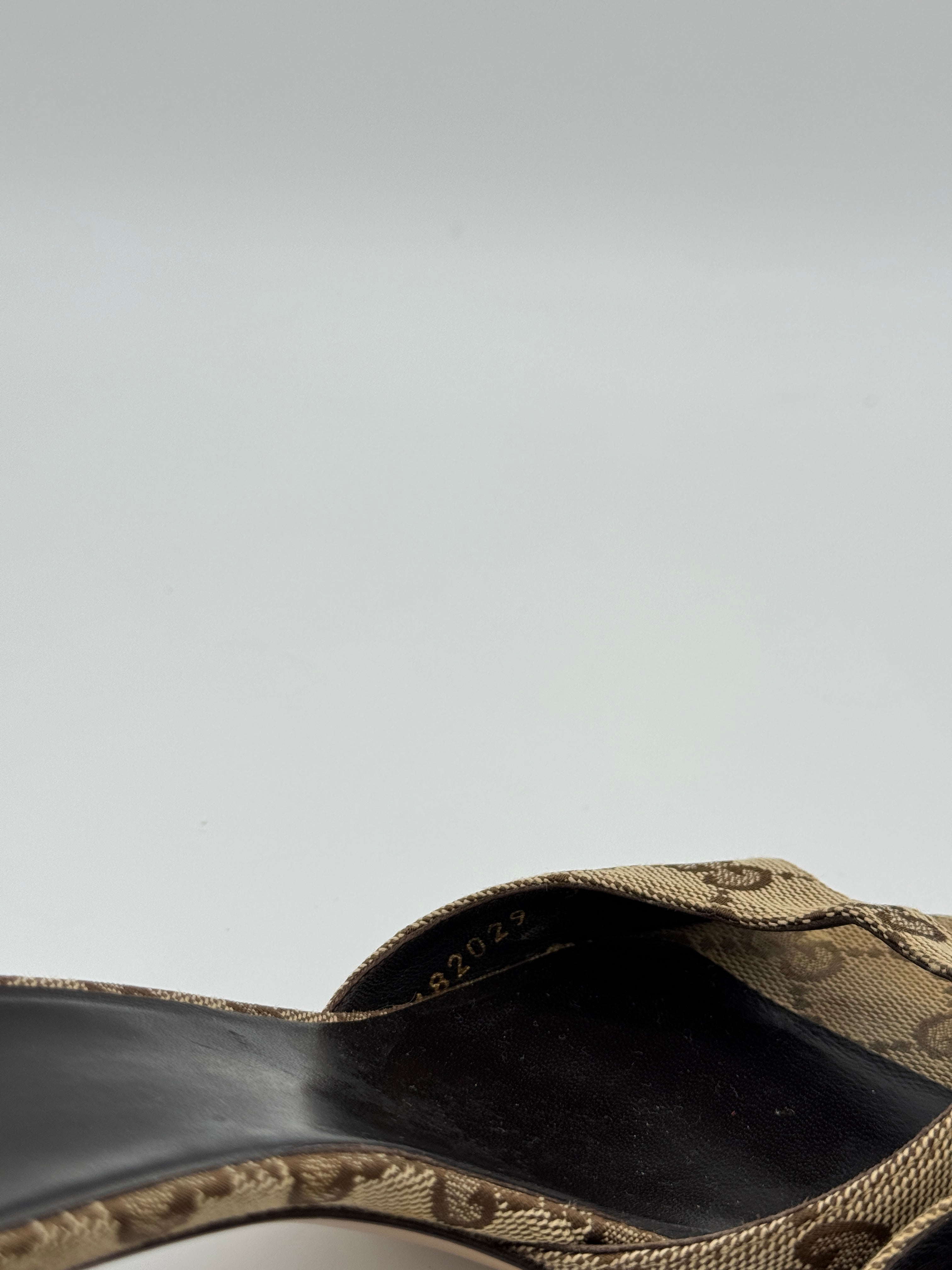 Gucci Bamboo Sandals