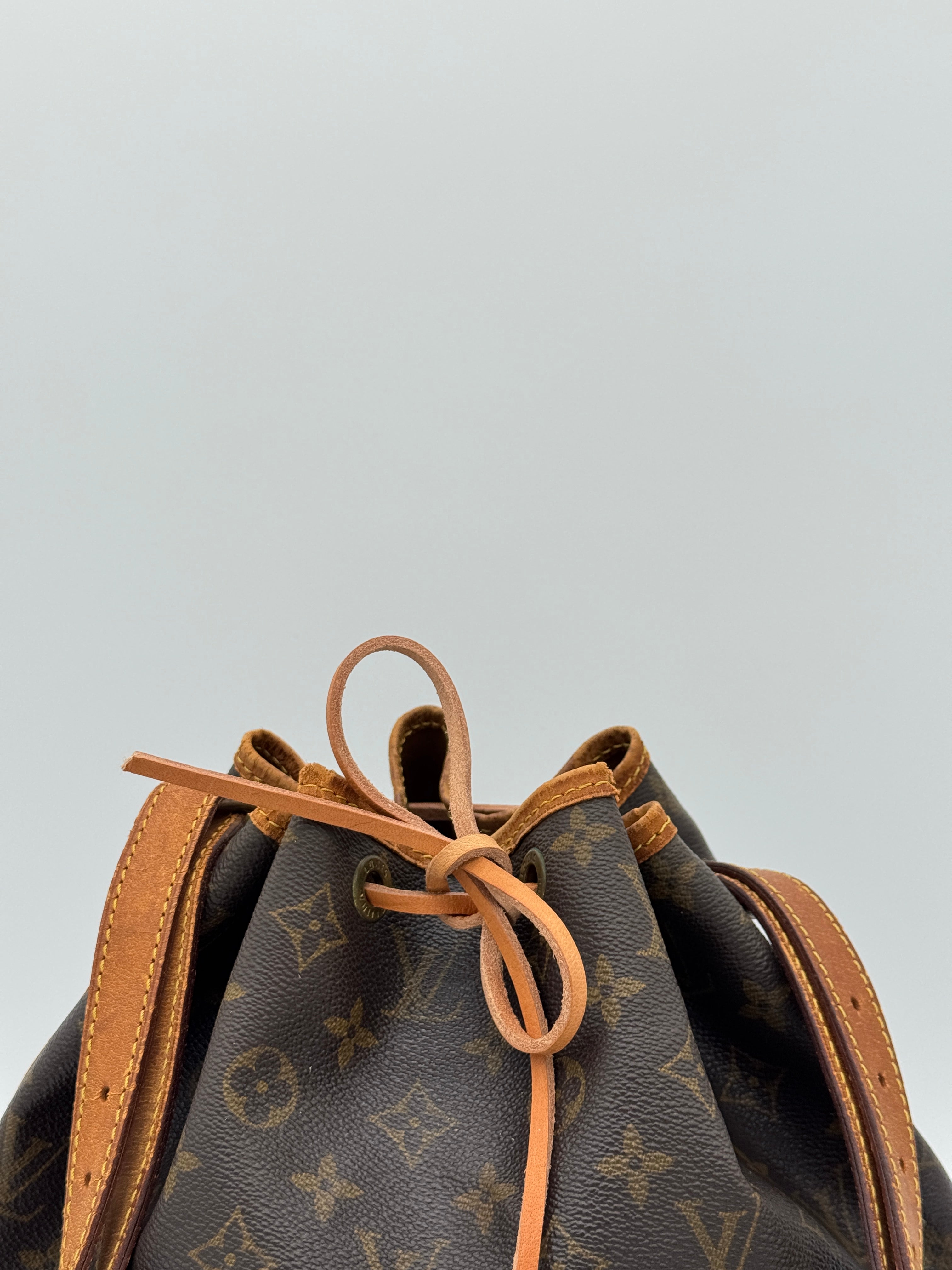 Vachetta drawstring
