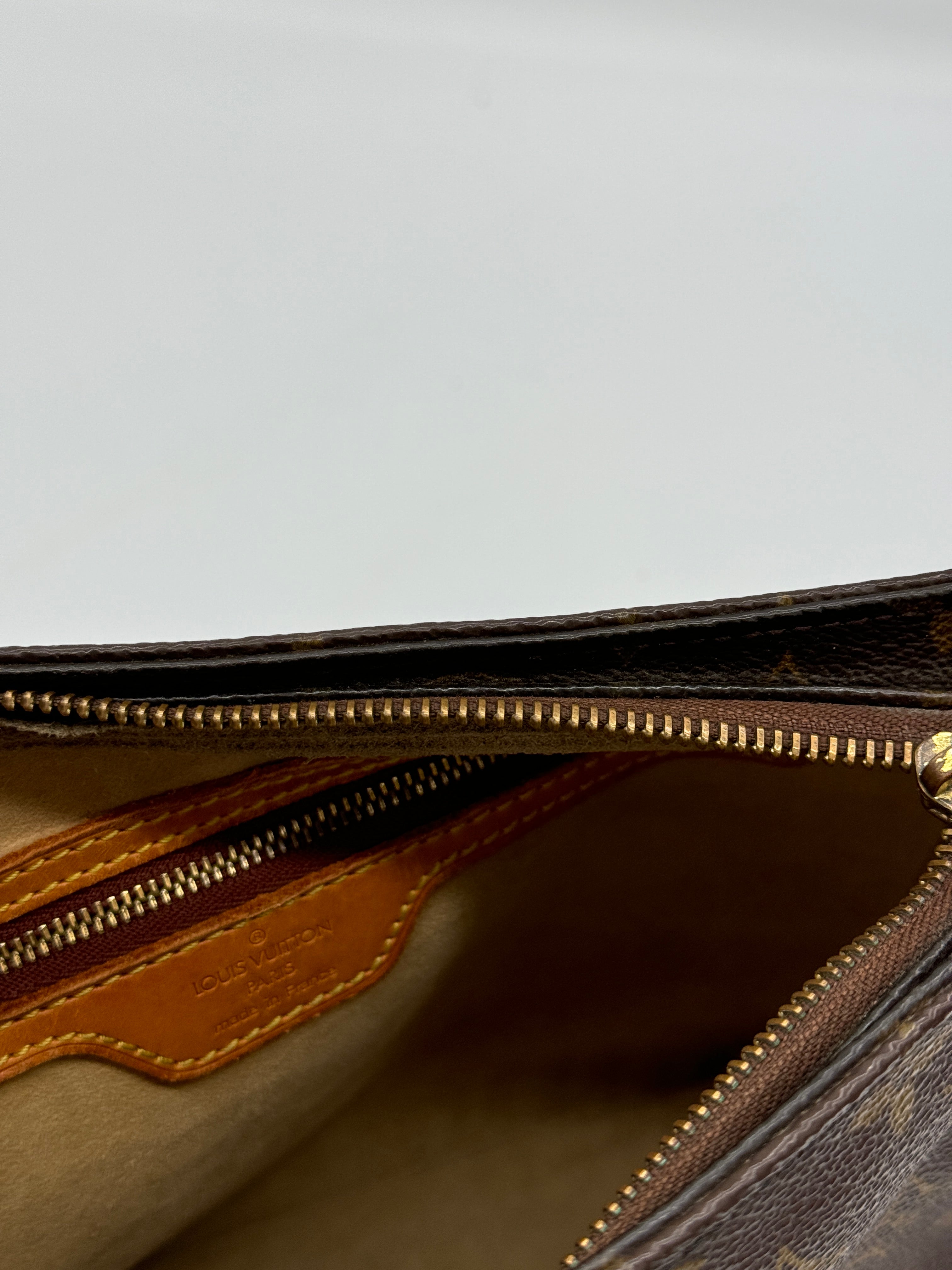 Louis Vuitton Looping MM
