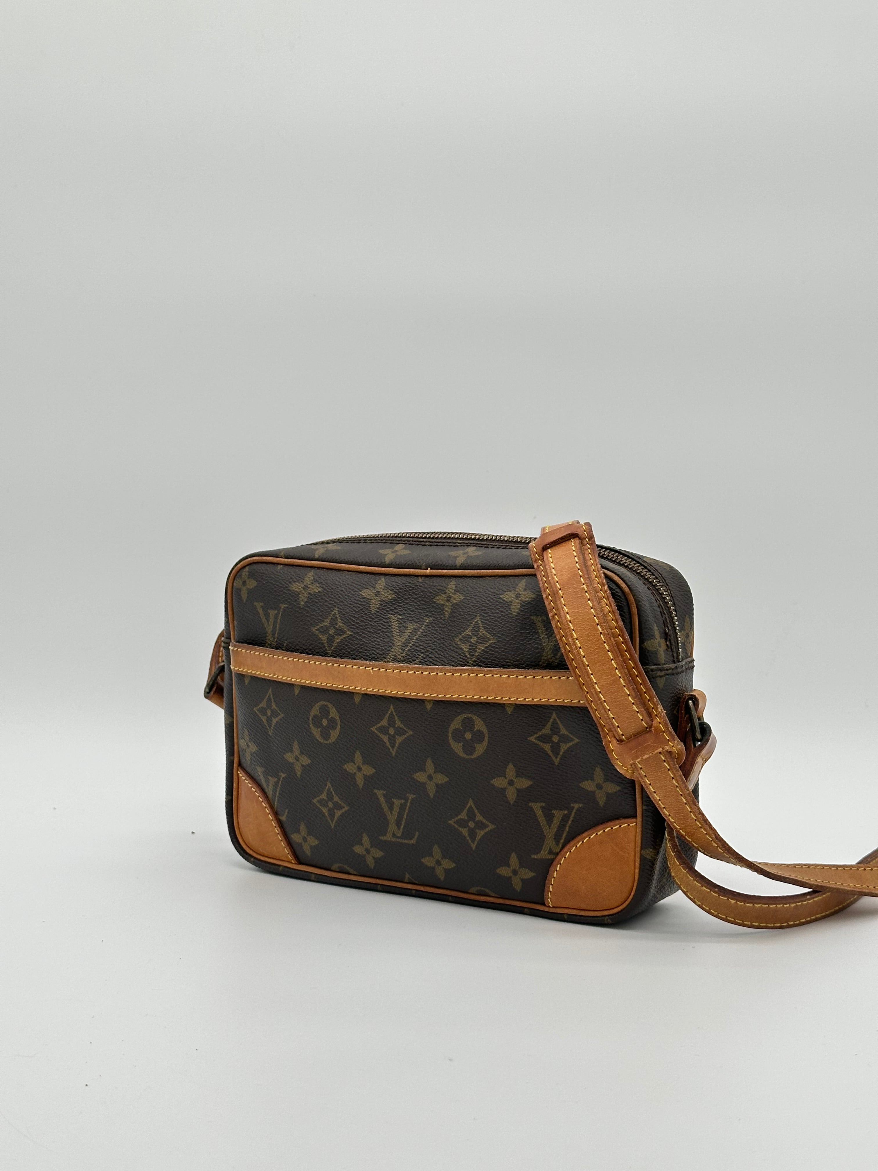 Louis Vuitton Trocadero 23