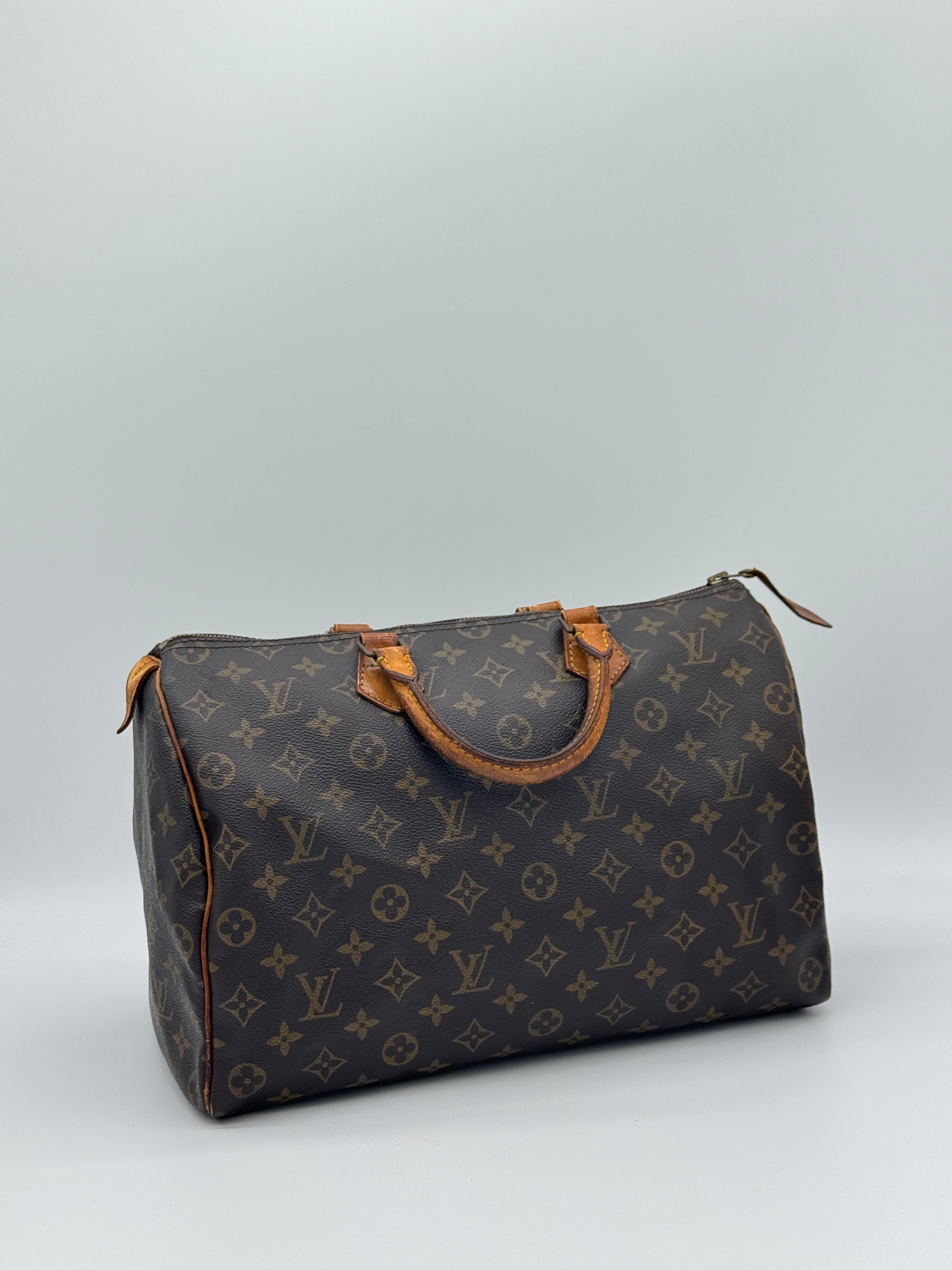 Louis Vuitton Speedy 35