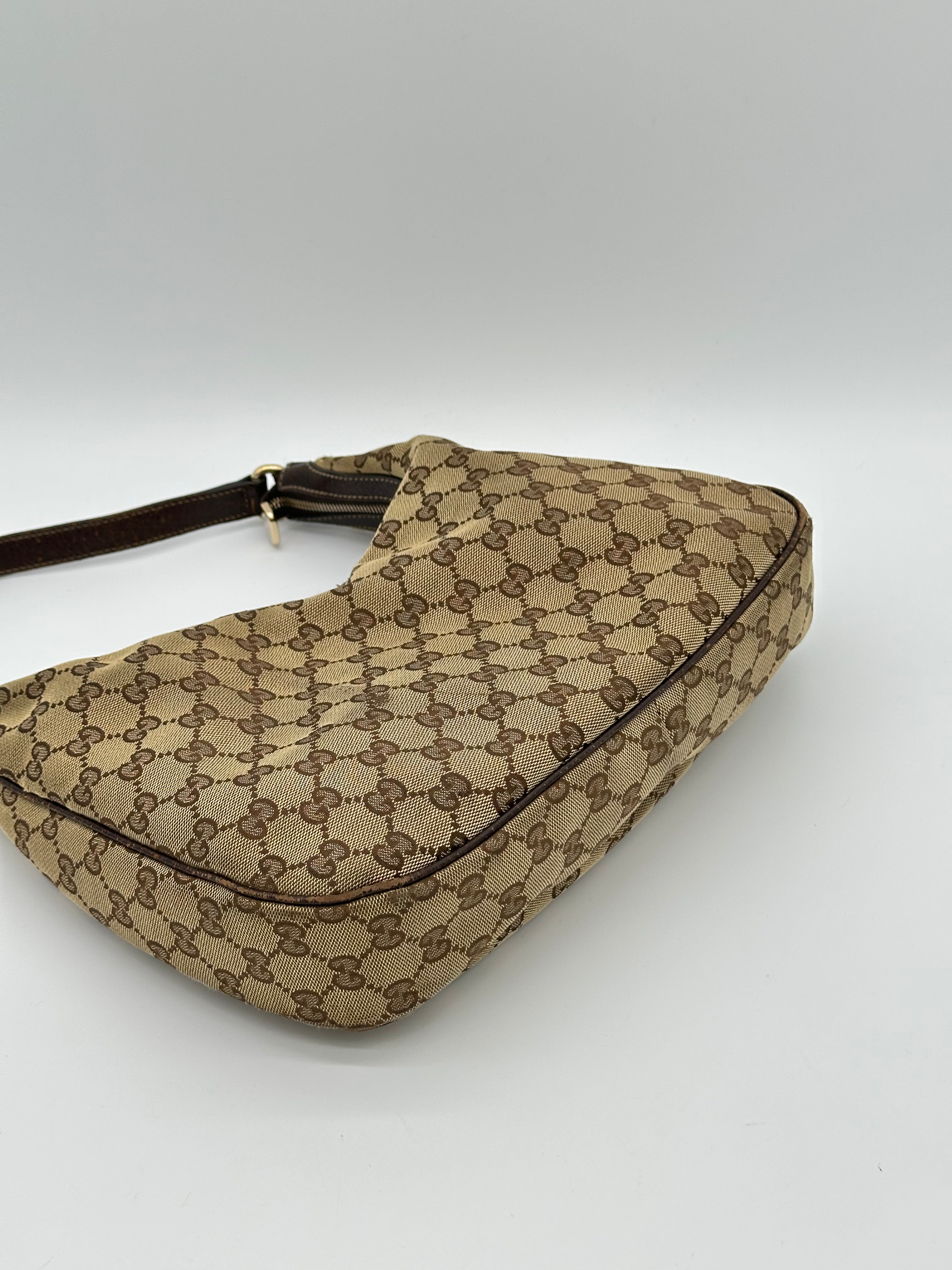 Gucci Charmy Hobo