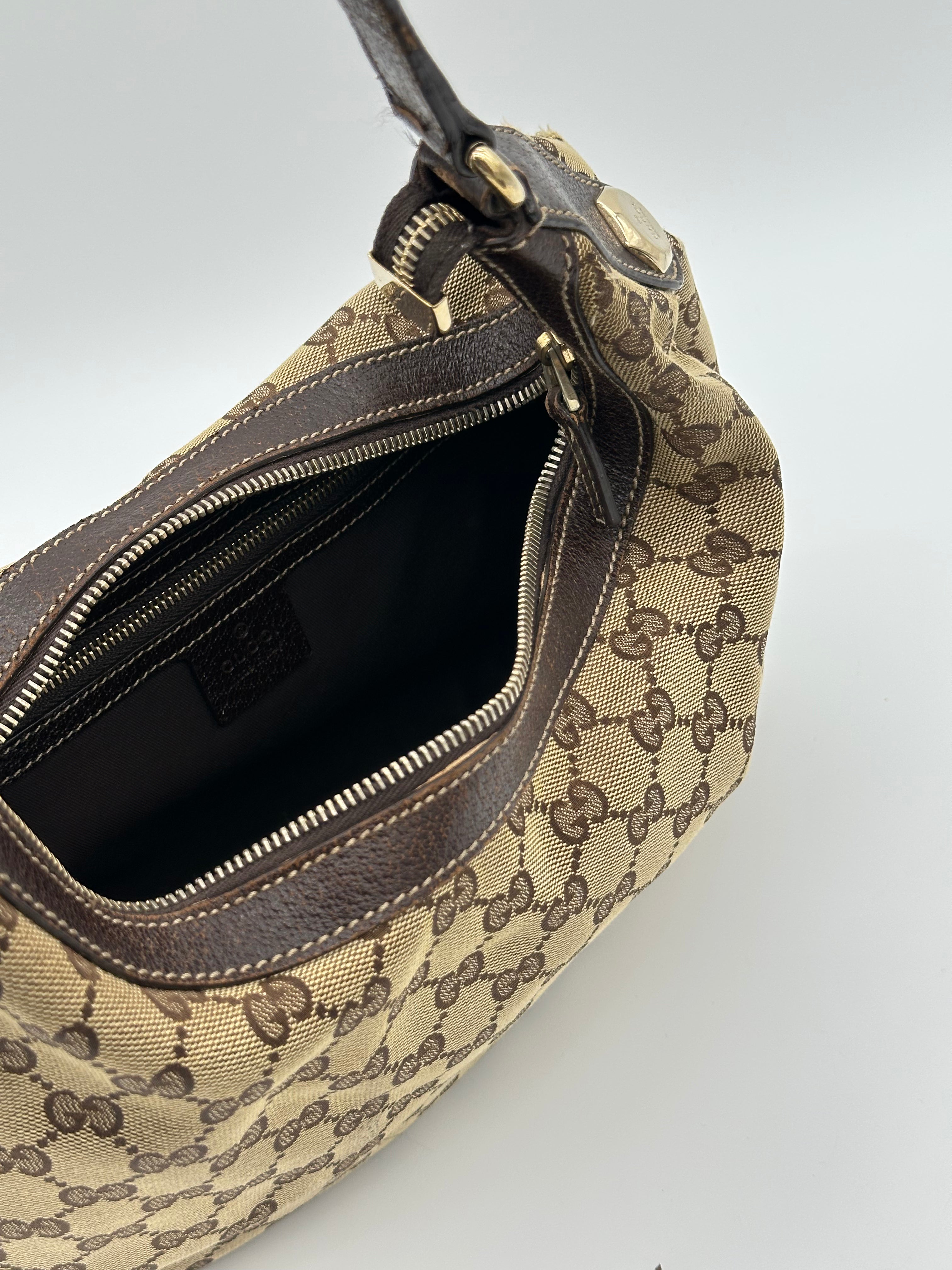 Gucci Charmy Hobo