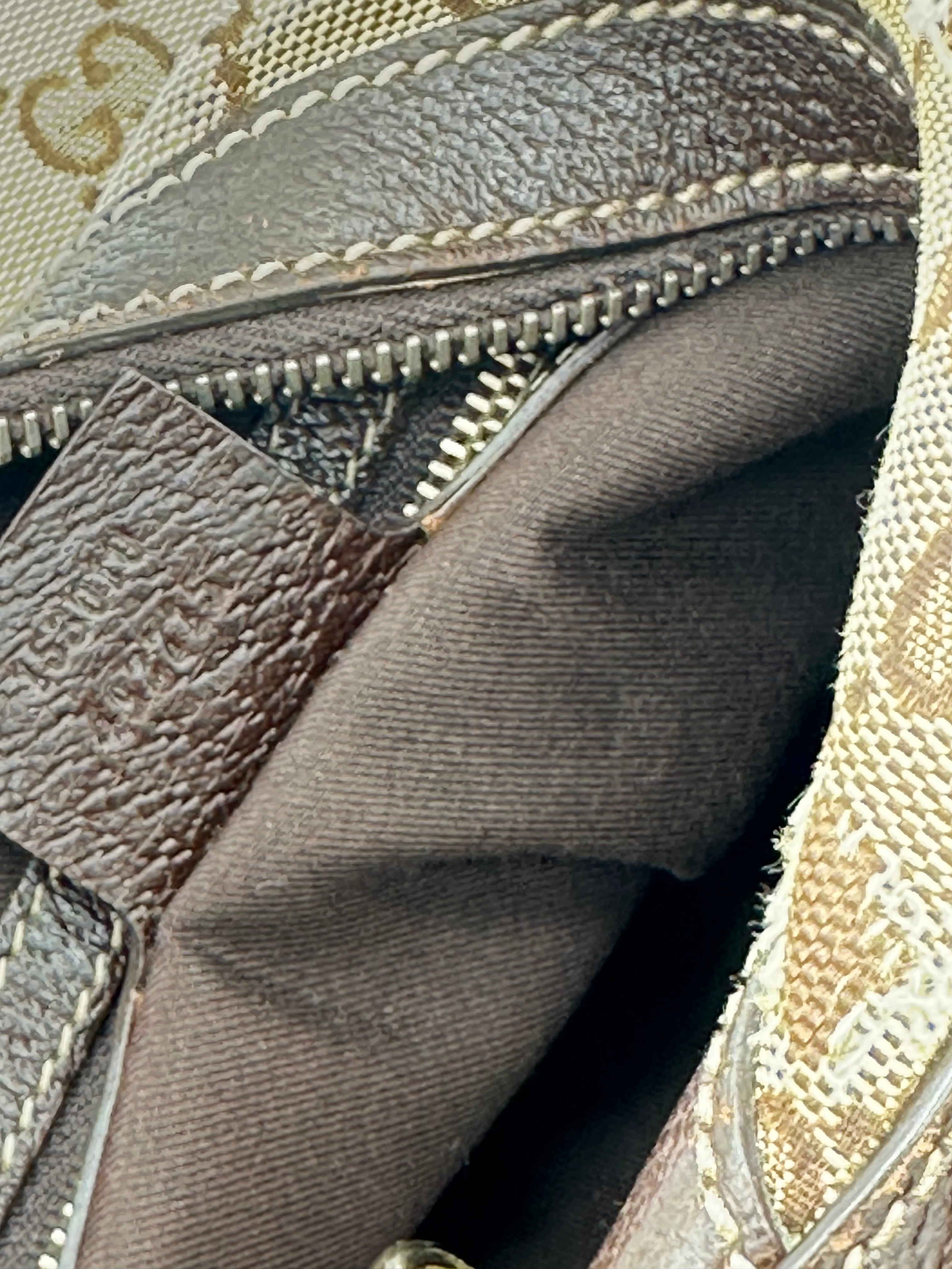 Gucci Charmy Hobo