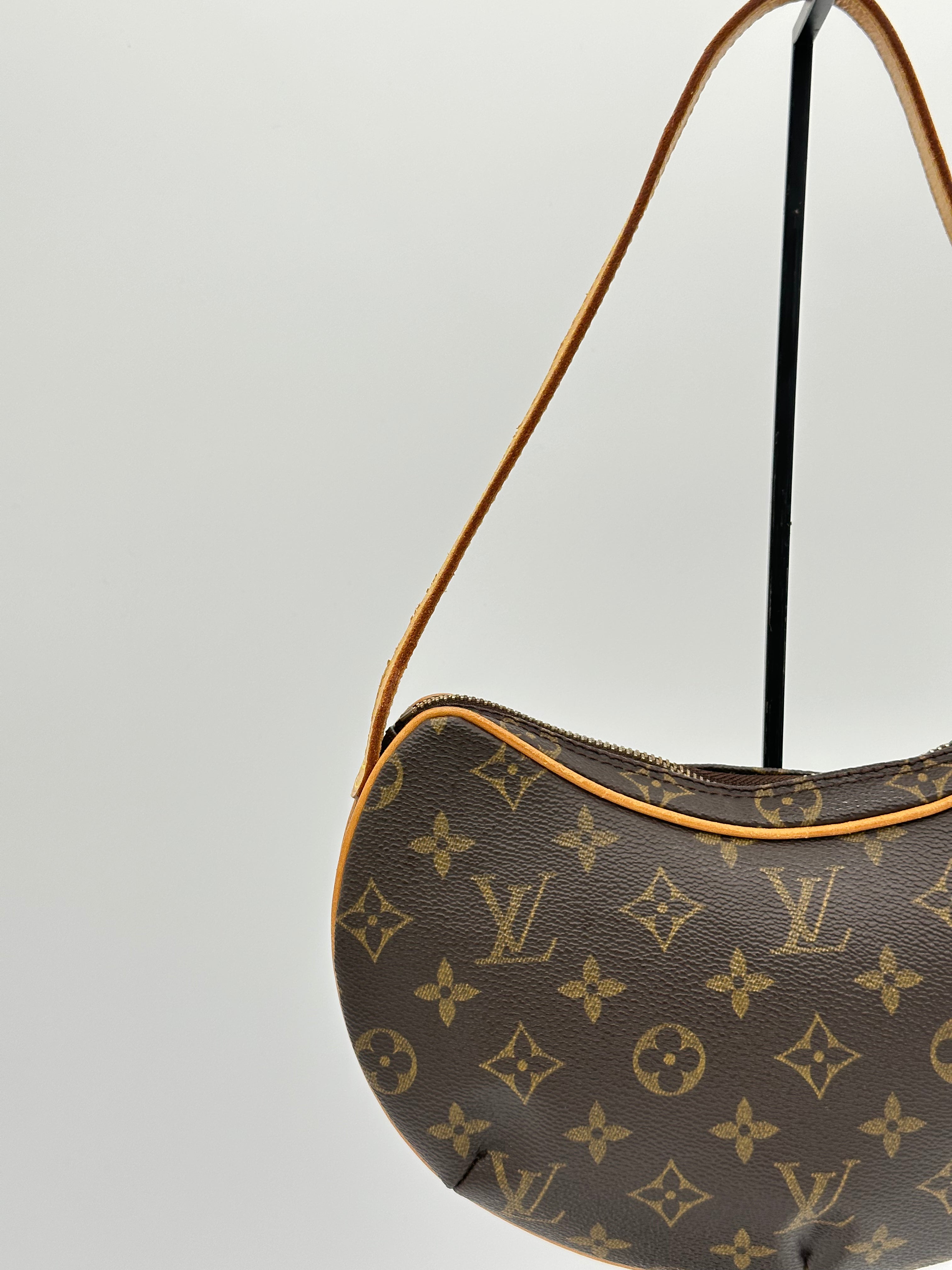 Louis Vuitton Croissant PM