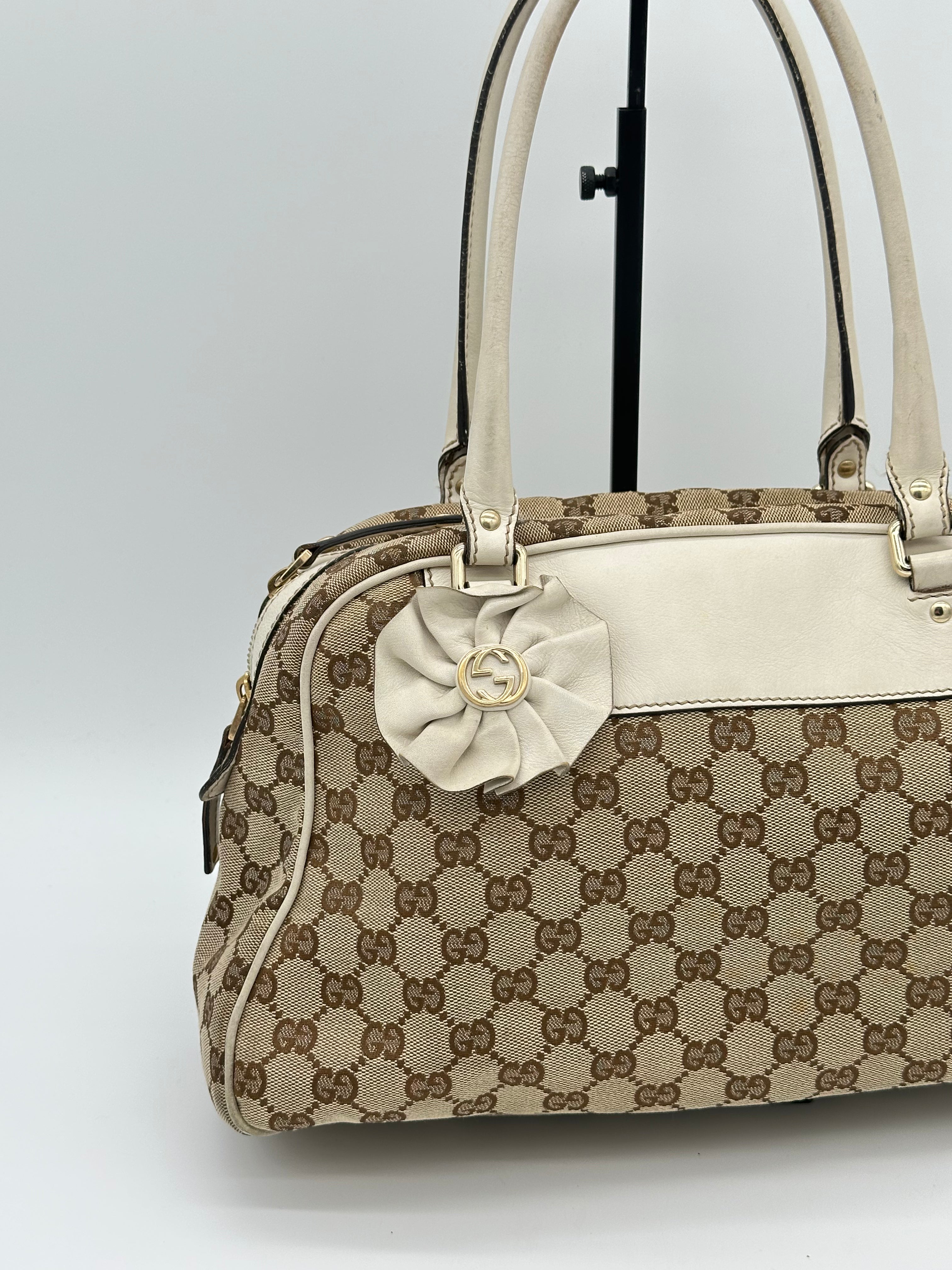 Gucci Trophy Flower Boston