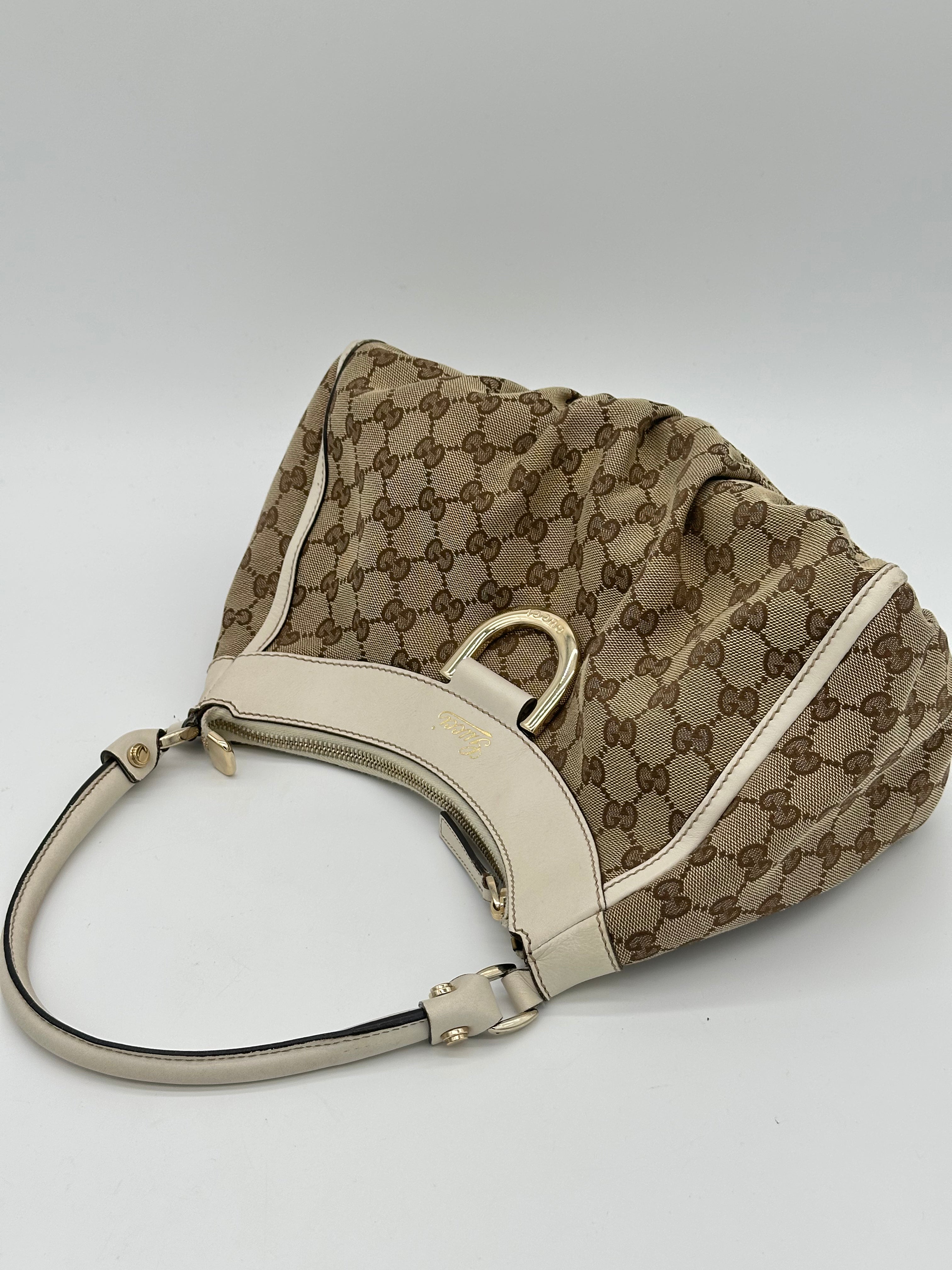 Gucci Abbey D-Ring