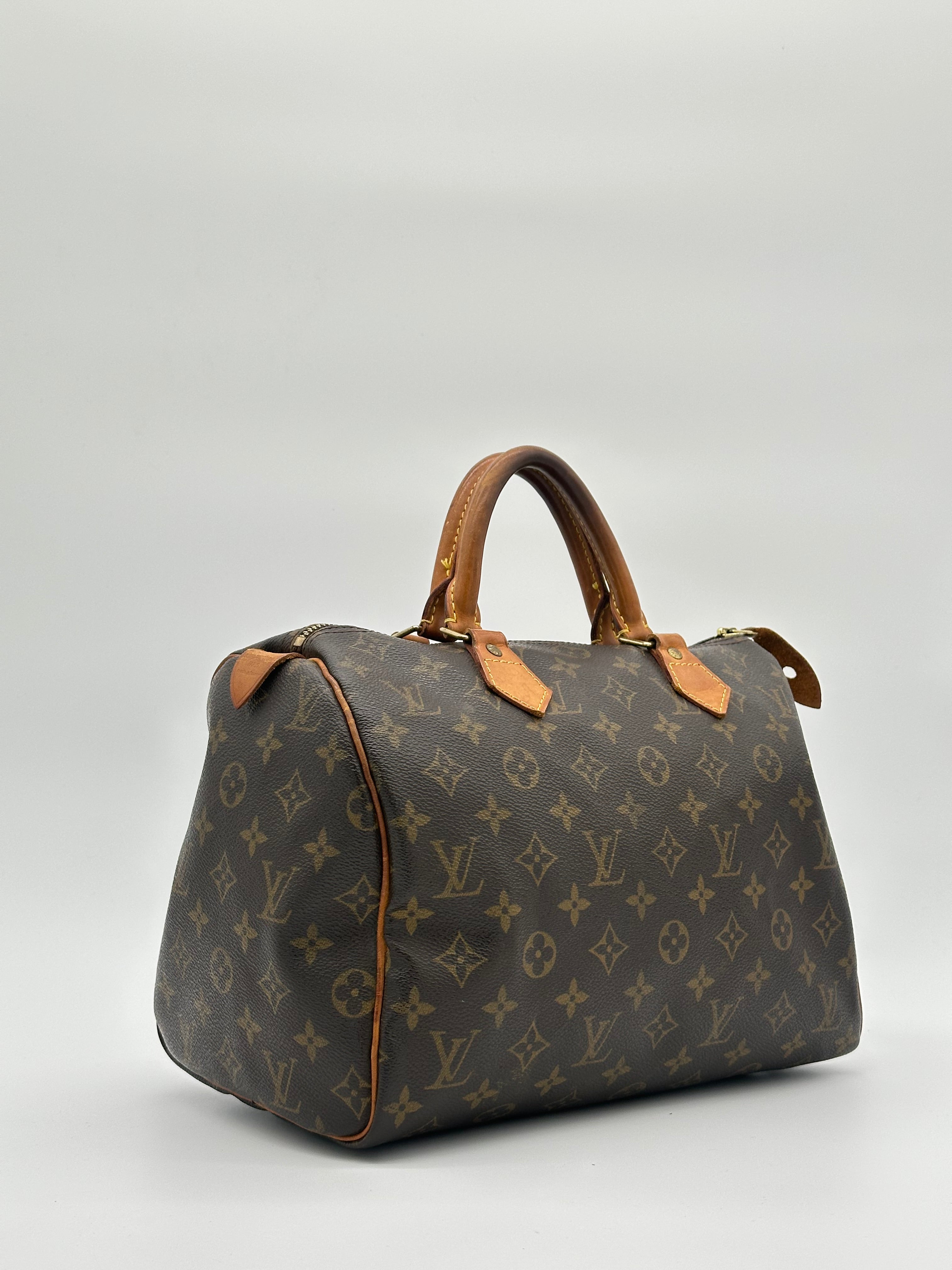 Louis Vuitton Speedy 30