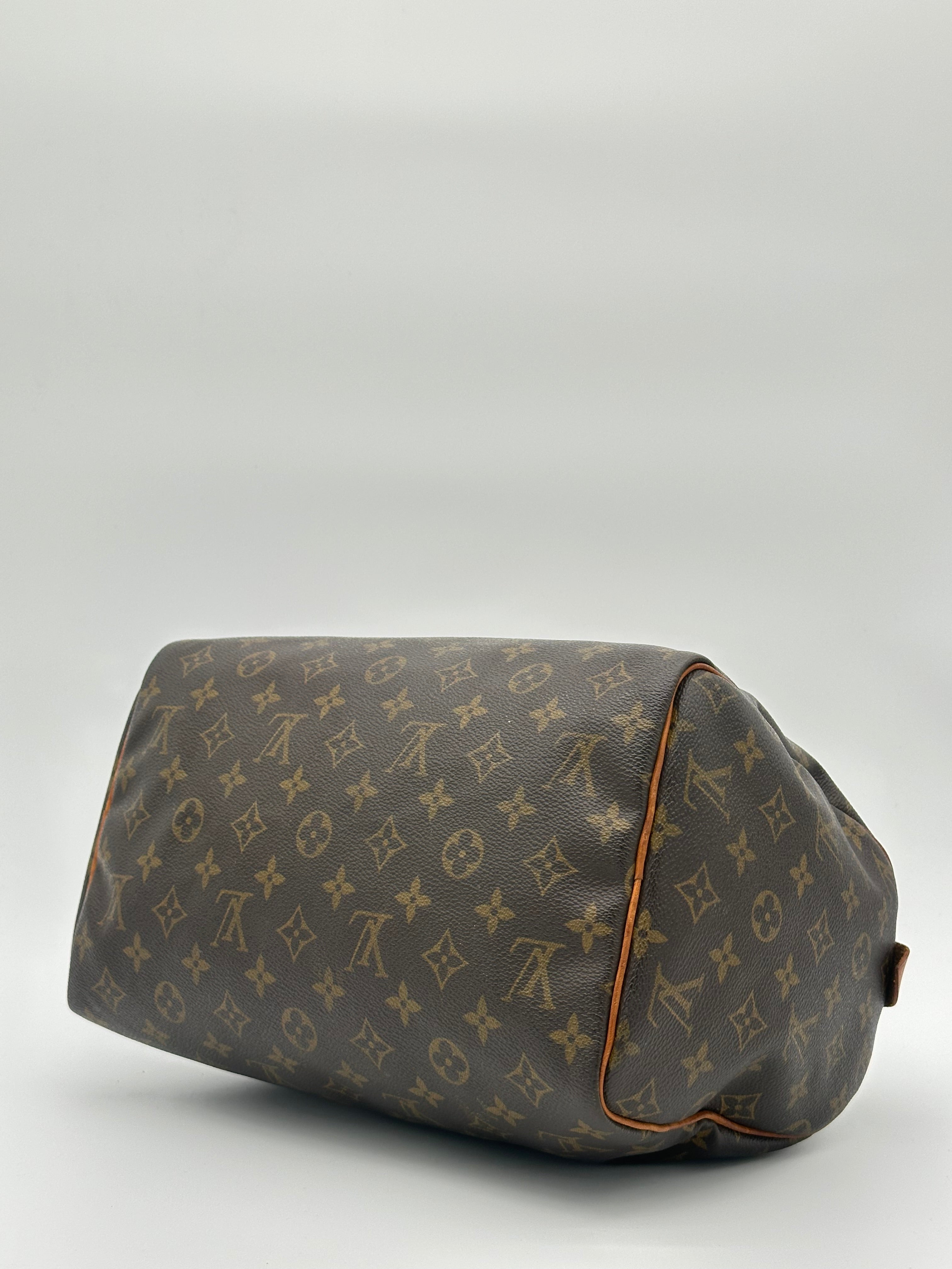 Louis Vuitton Speedy 30