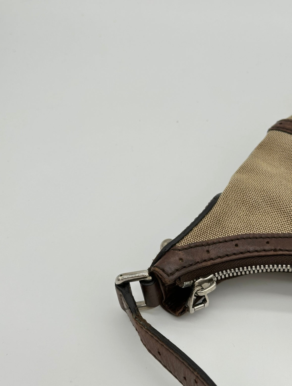 Gucci Web Interlocking