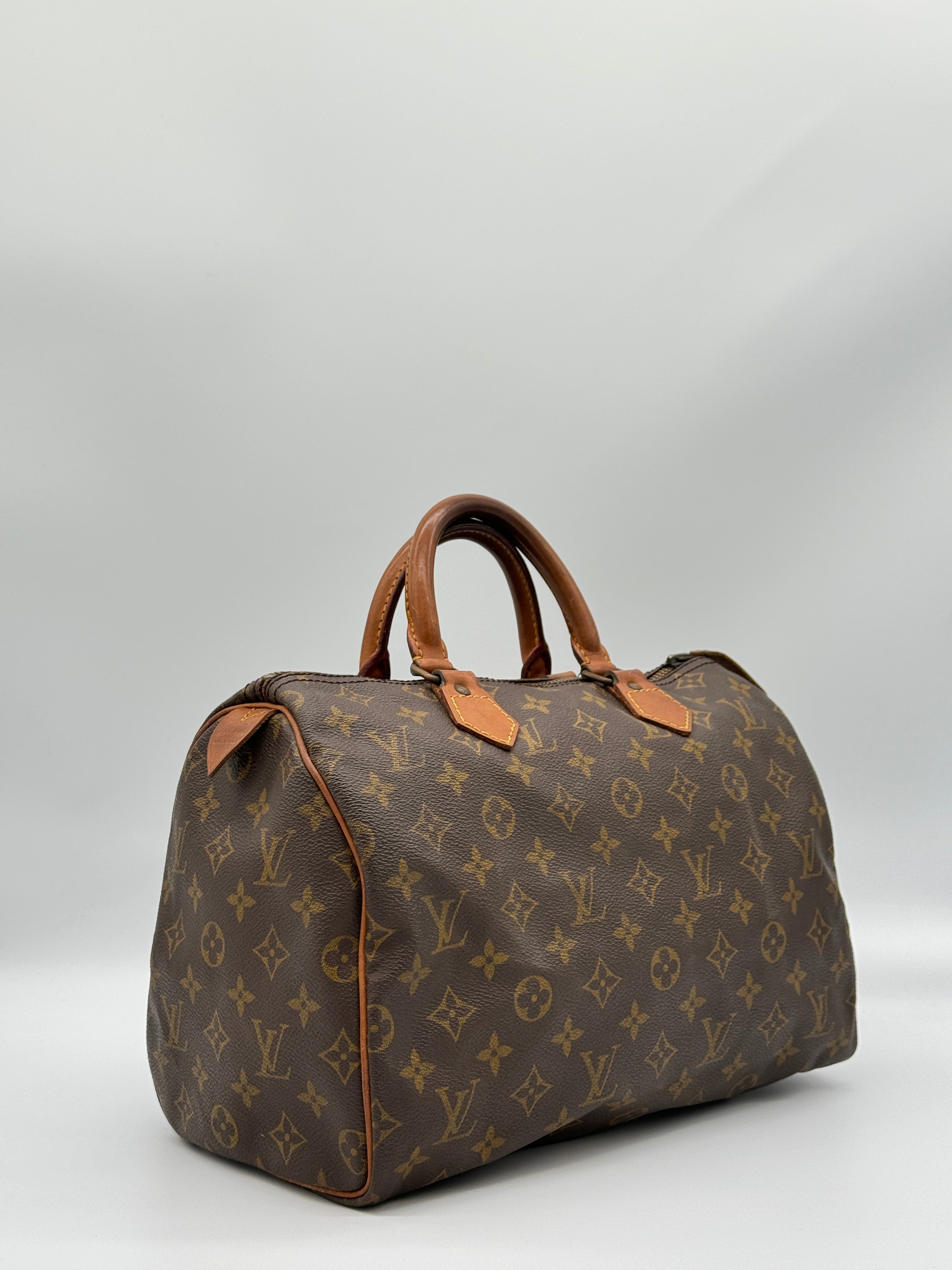 Louis Vuitton Speedy 30