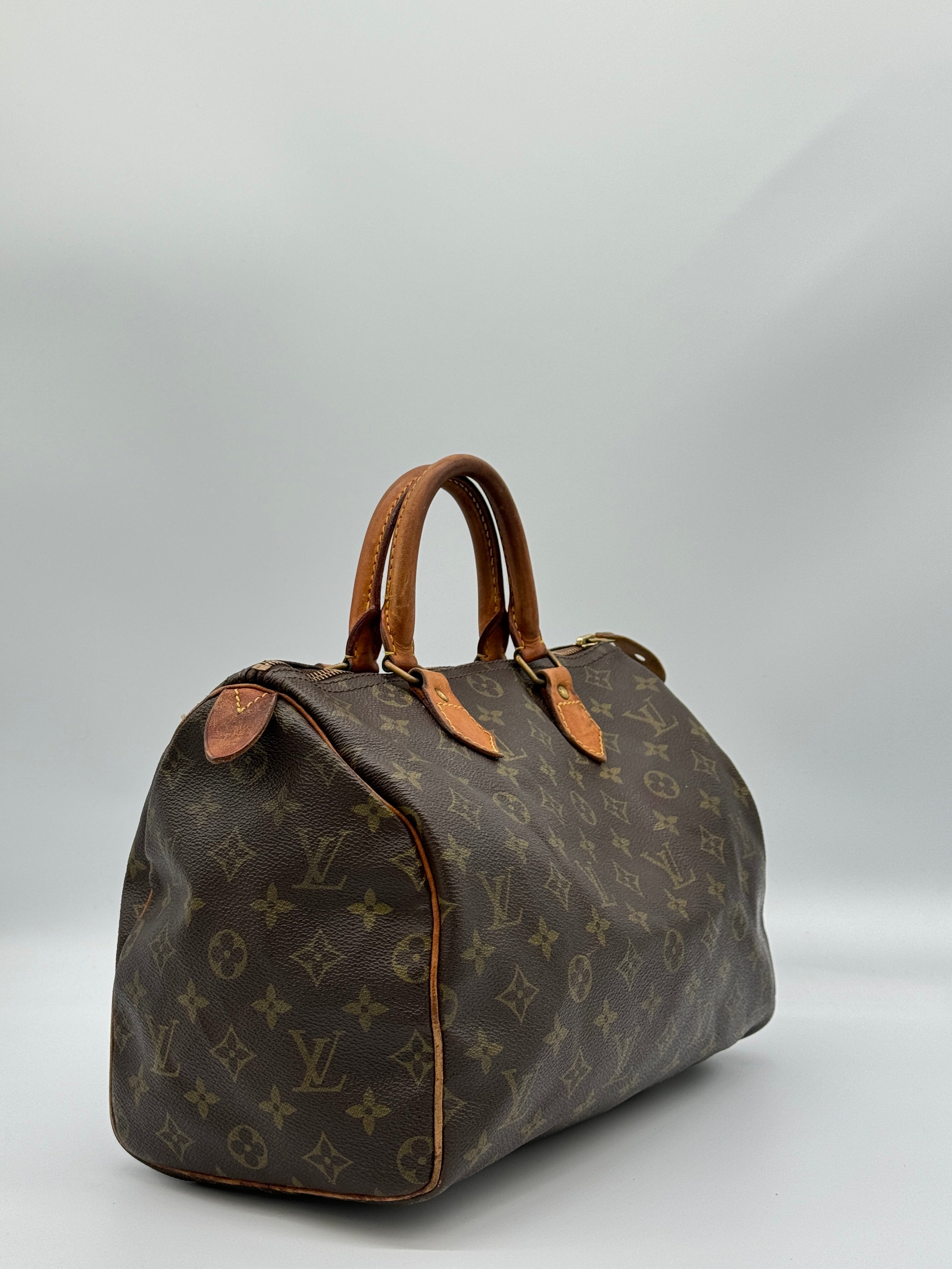 Louis Vuitton Speedy 30