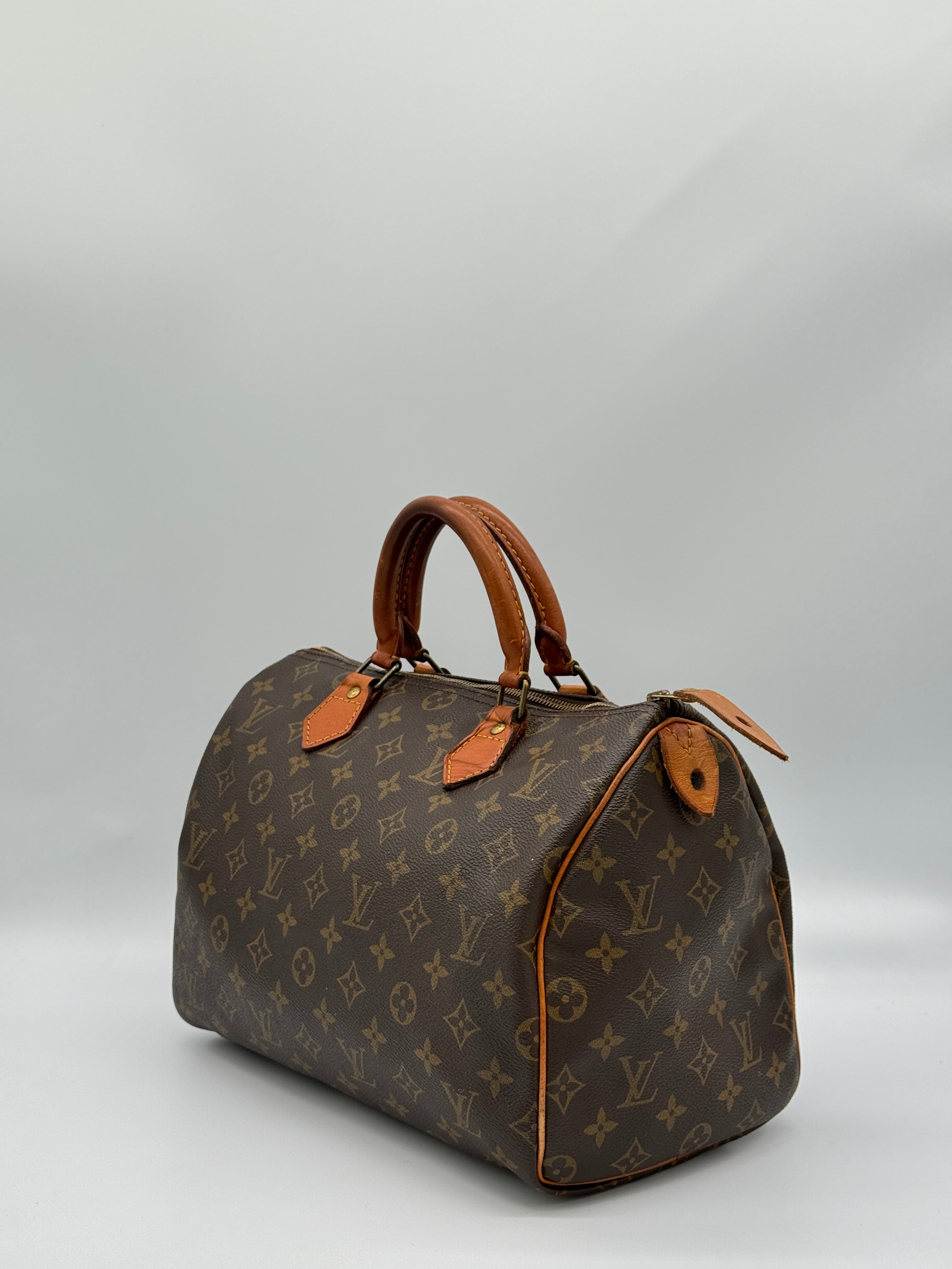 Louis Vuitton Speedy 30