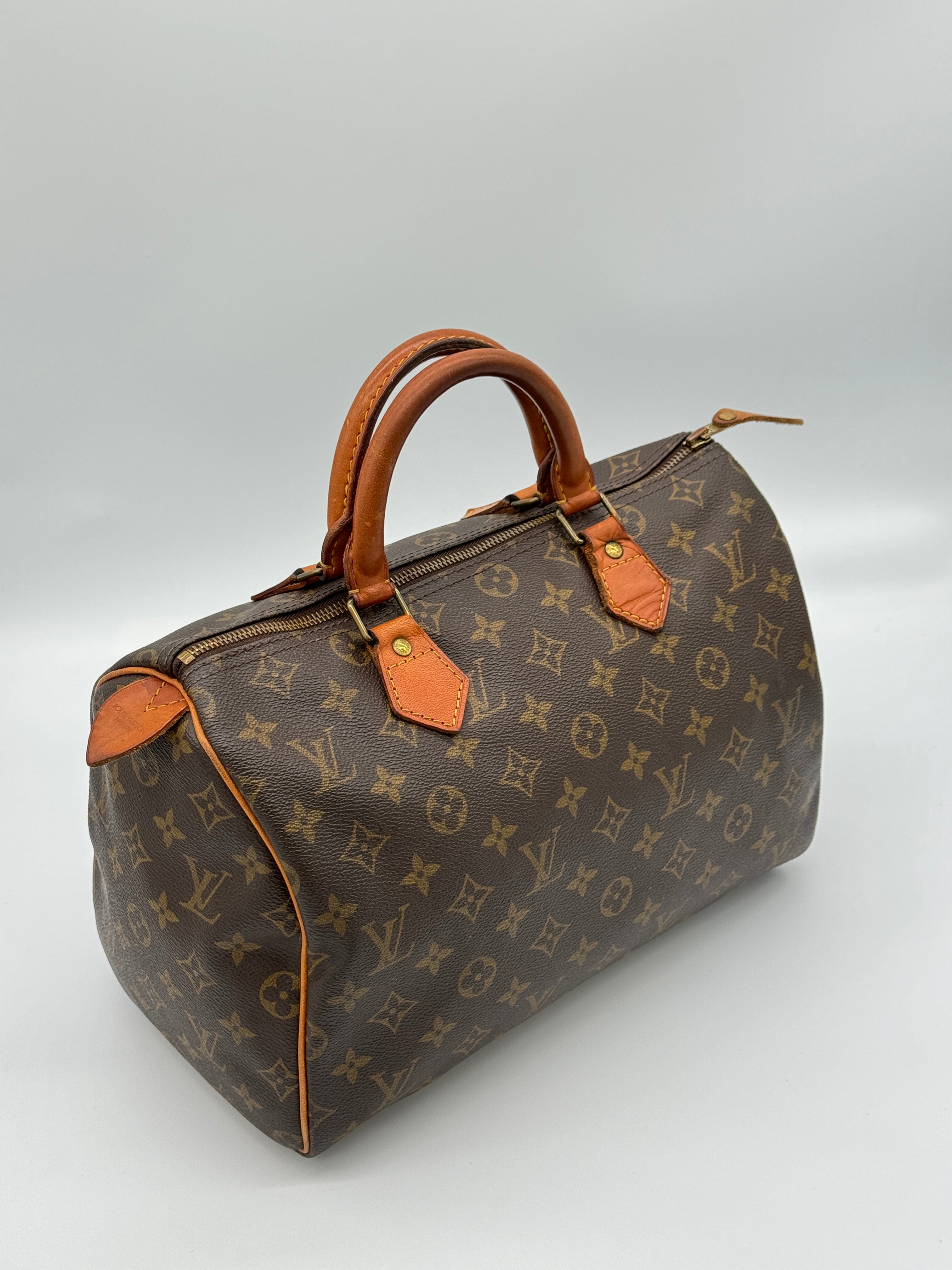 Louis Vuitton Speedy 30