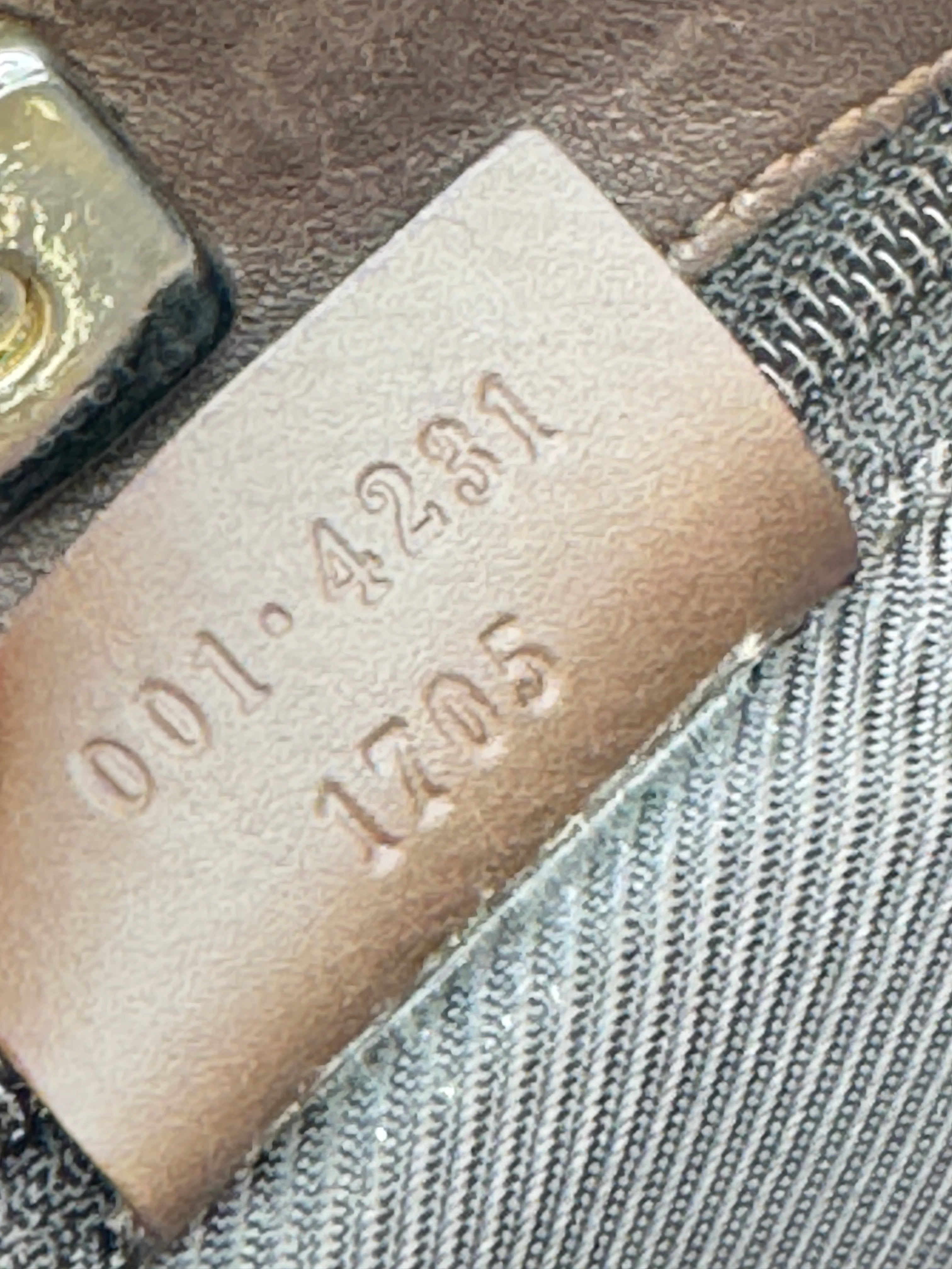 Gucci Abbey D-Ring Medium