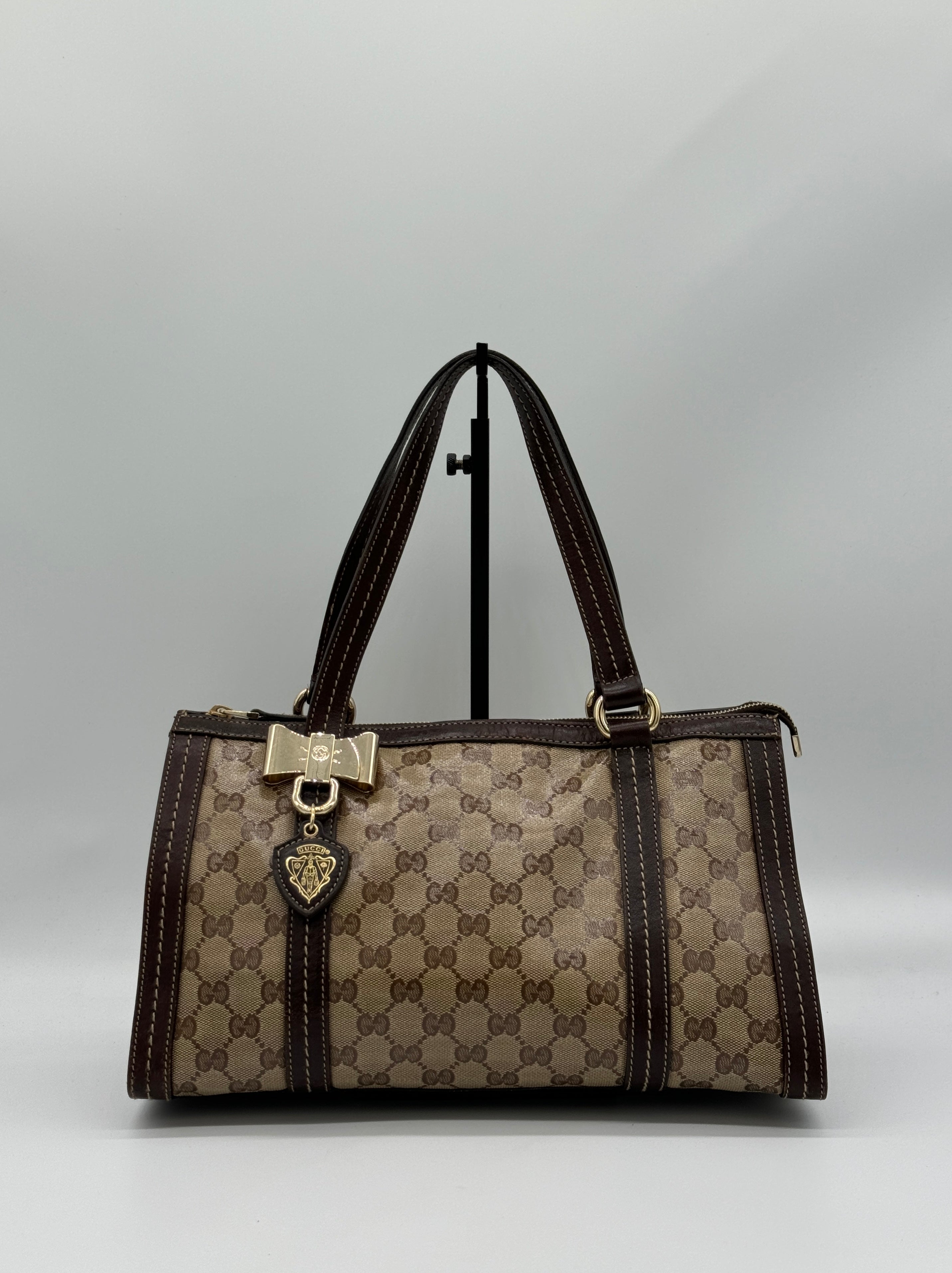 Gucci GG Crystal