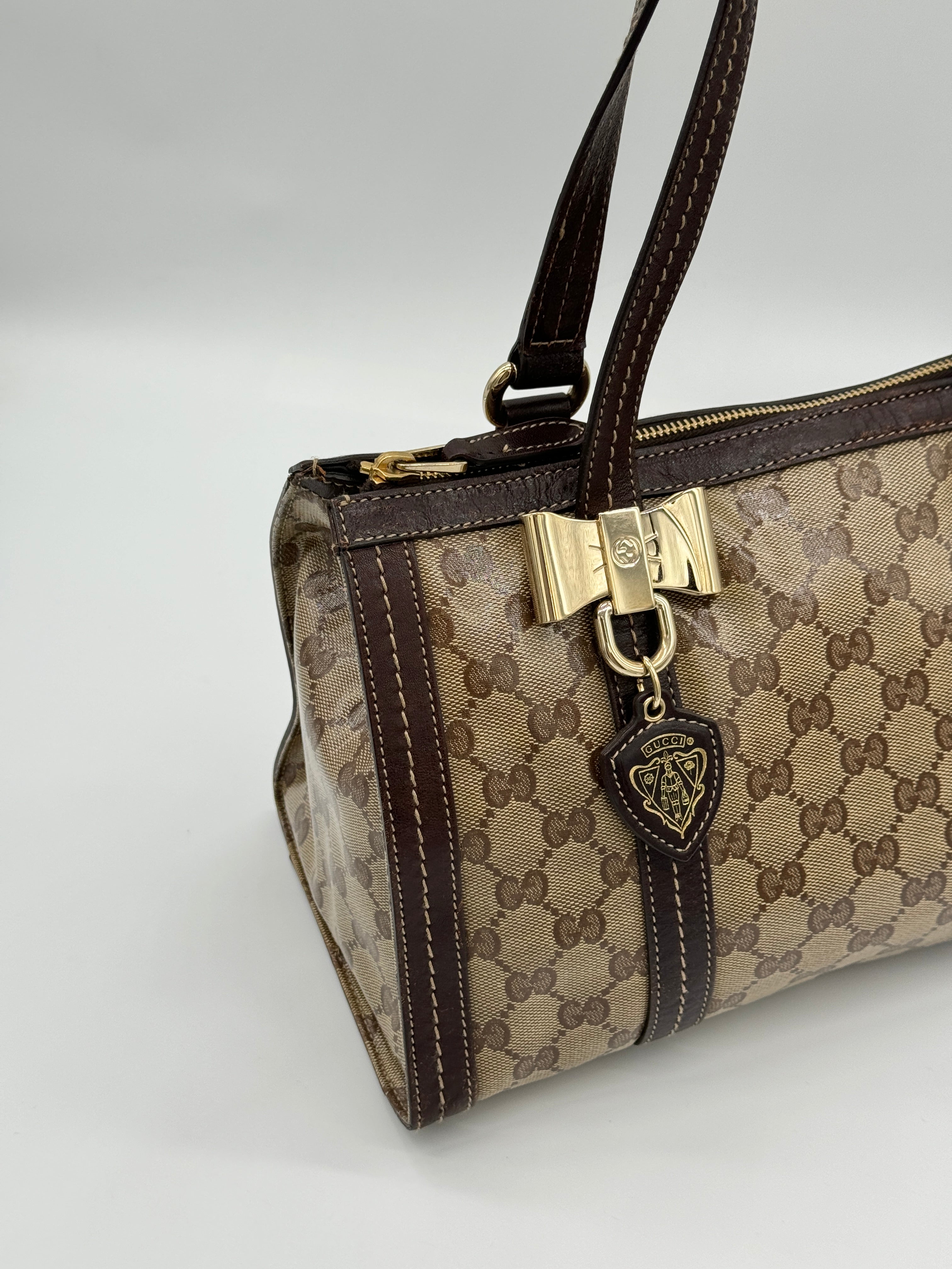 Gucci GG Crystal