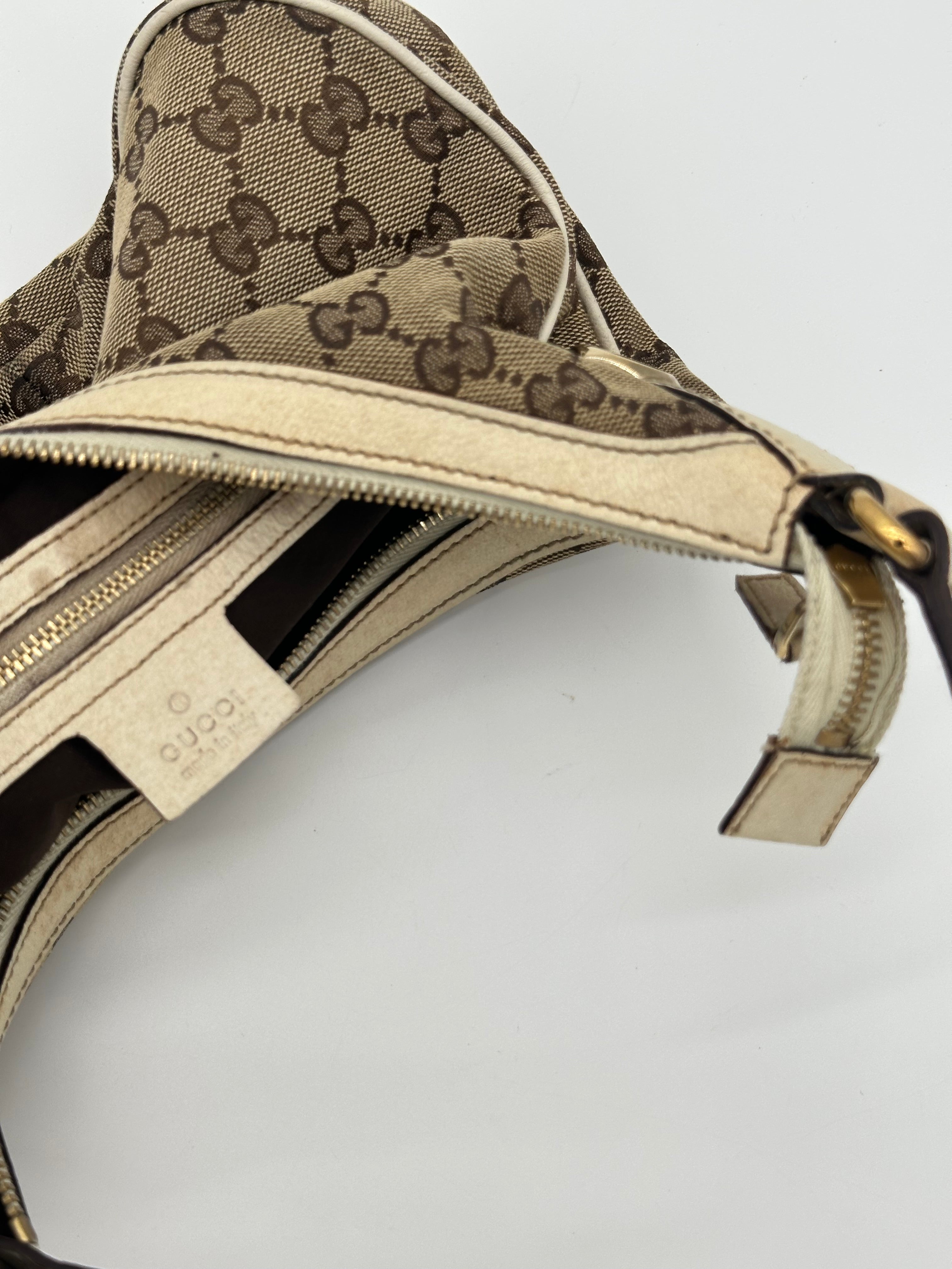 Gucci Small Charmy Hobo