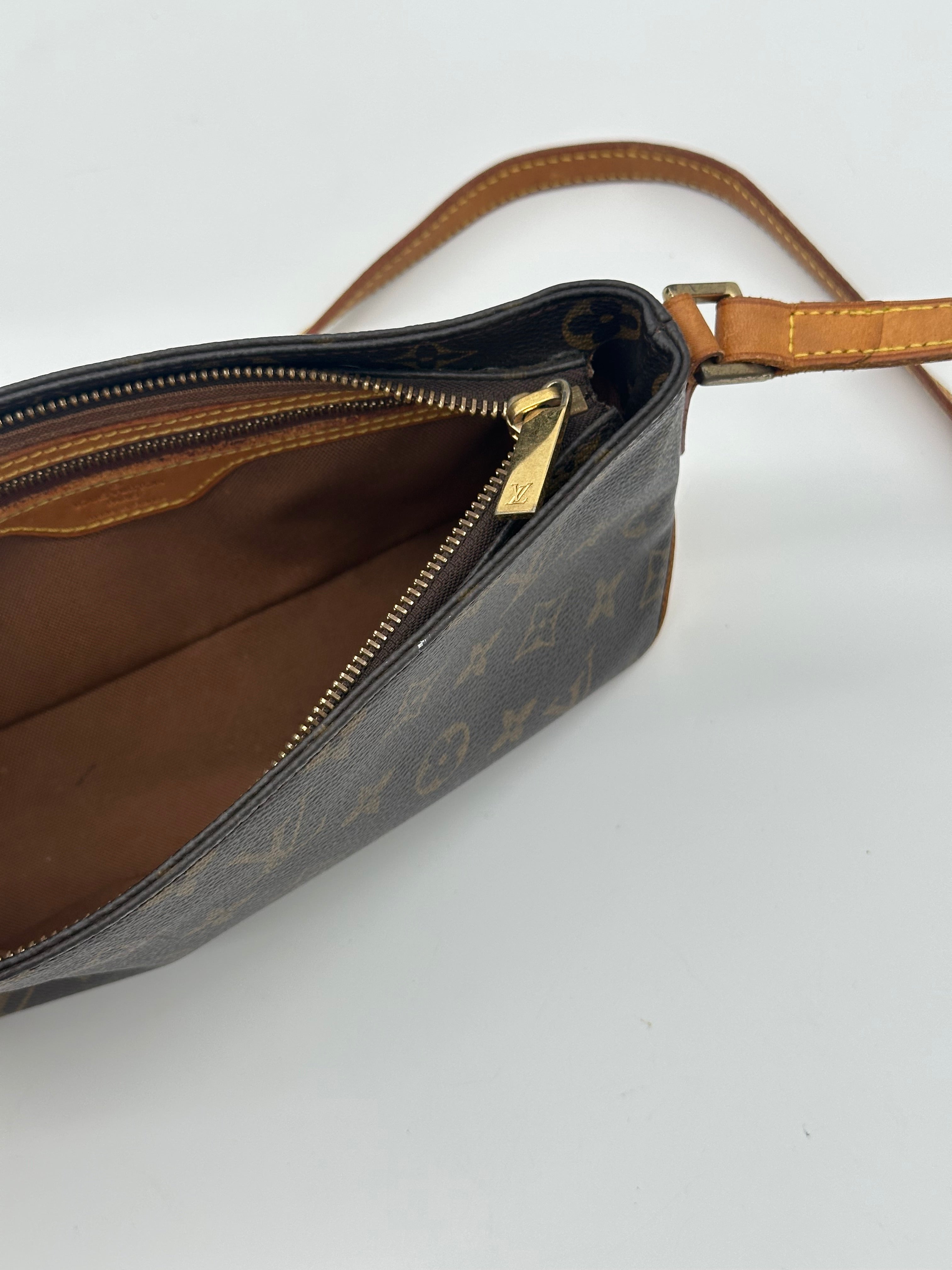 Louis Vuitton Trotteur