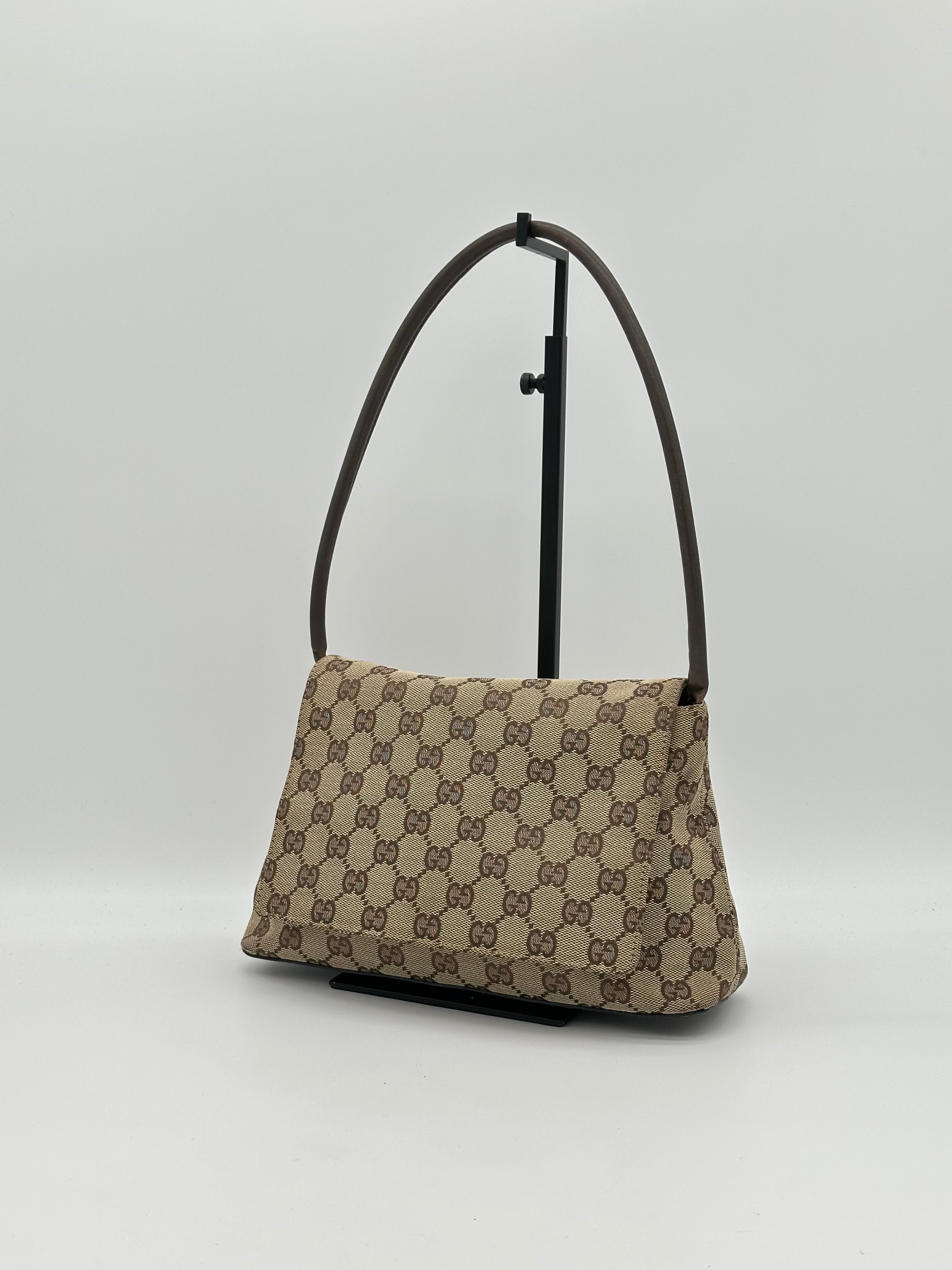 Gucci Canvas Looping