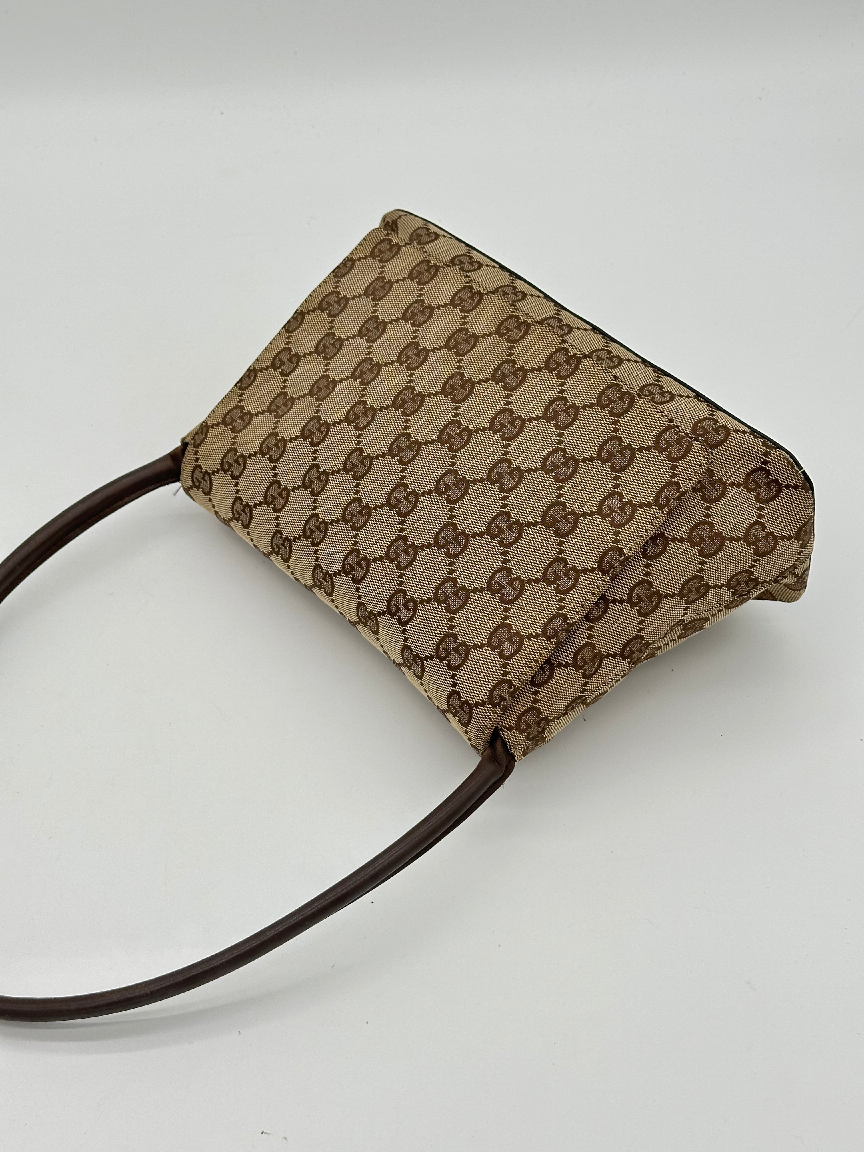 Gucci Canvas Looping