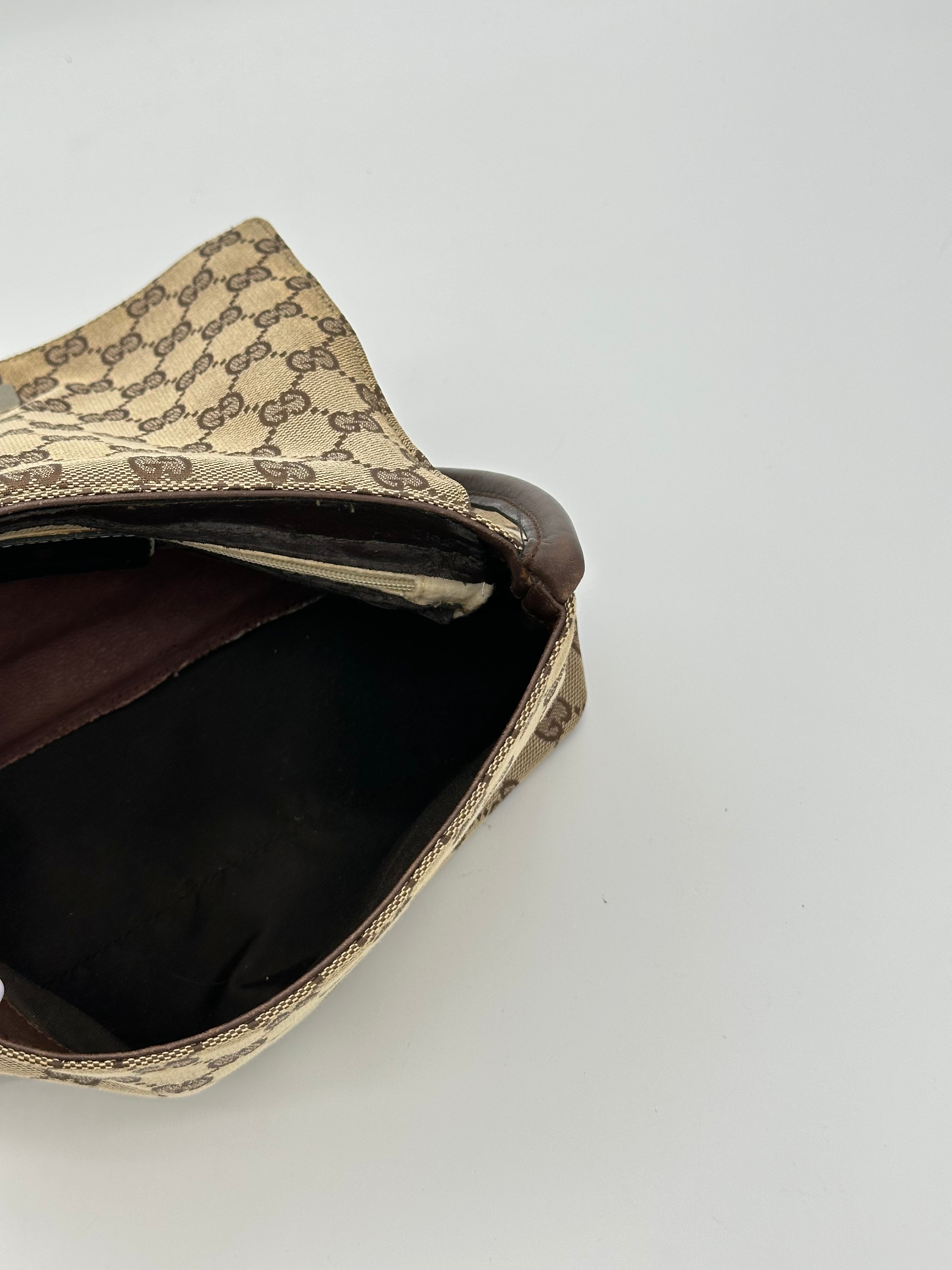 Gucci Canvas Looping