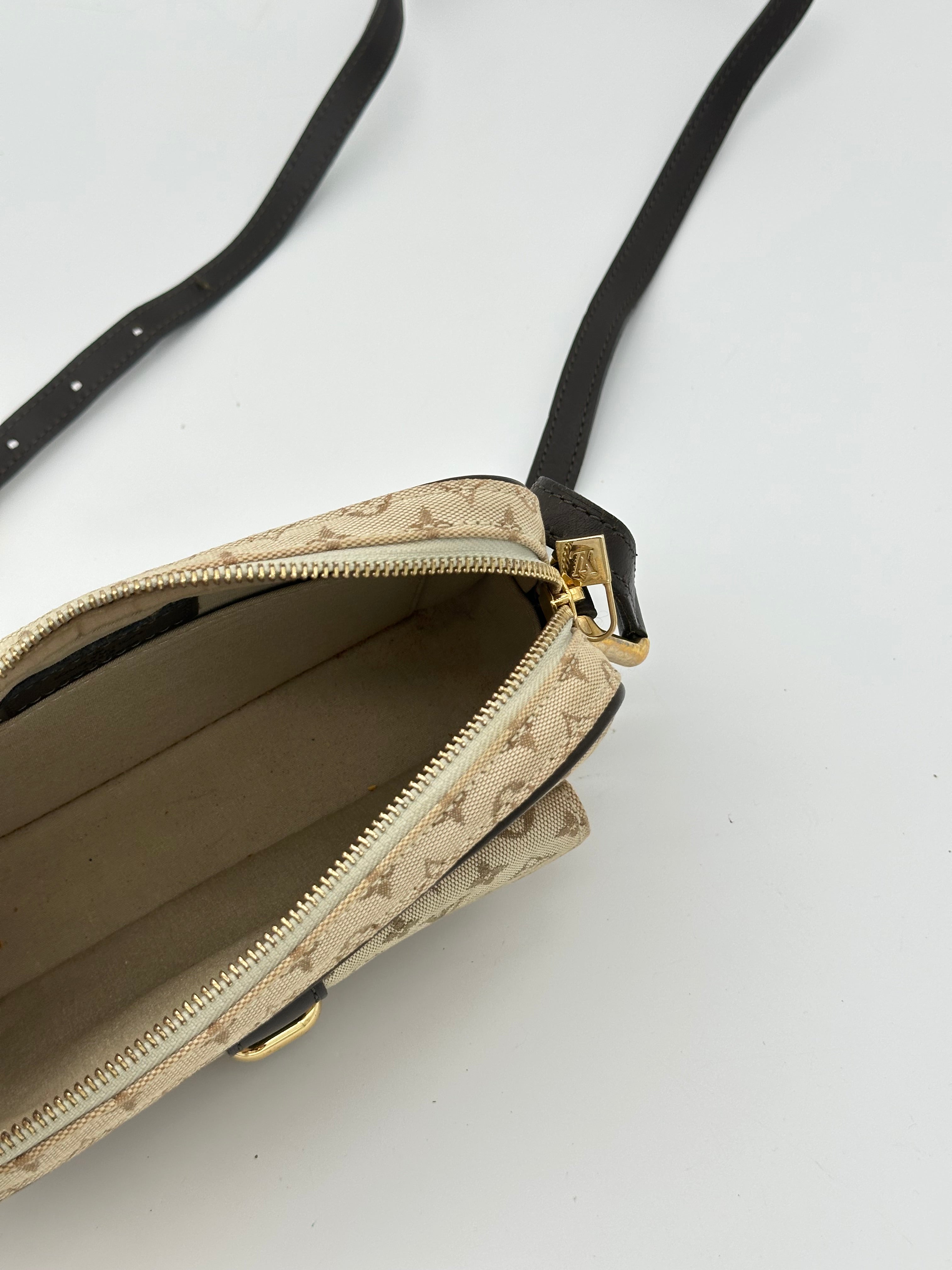 Louis Vuitton Mini Juliet MM