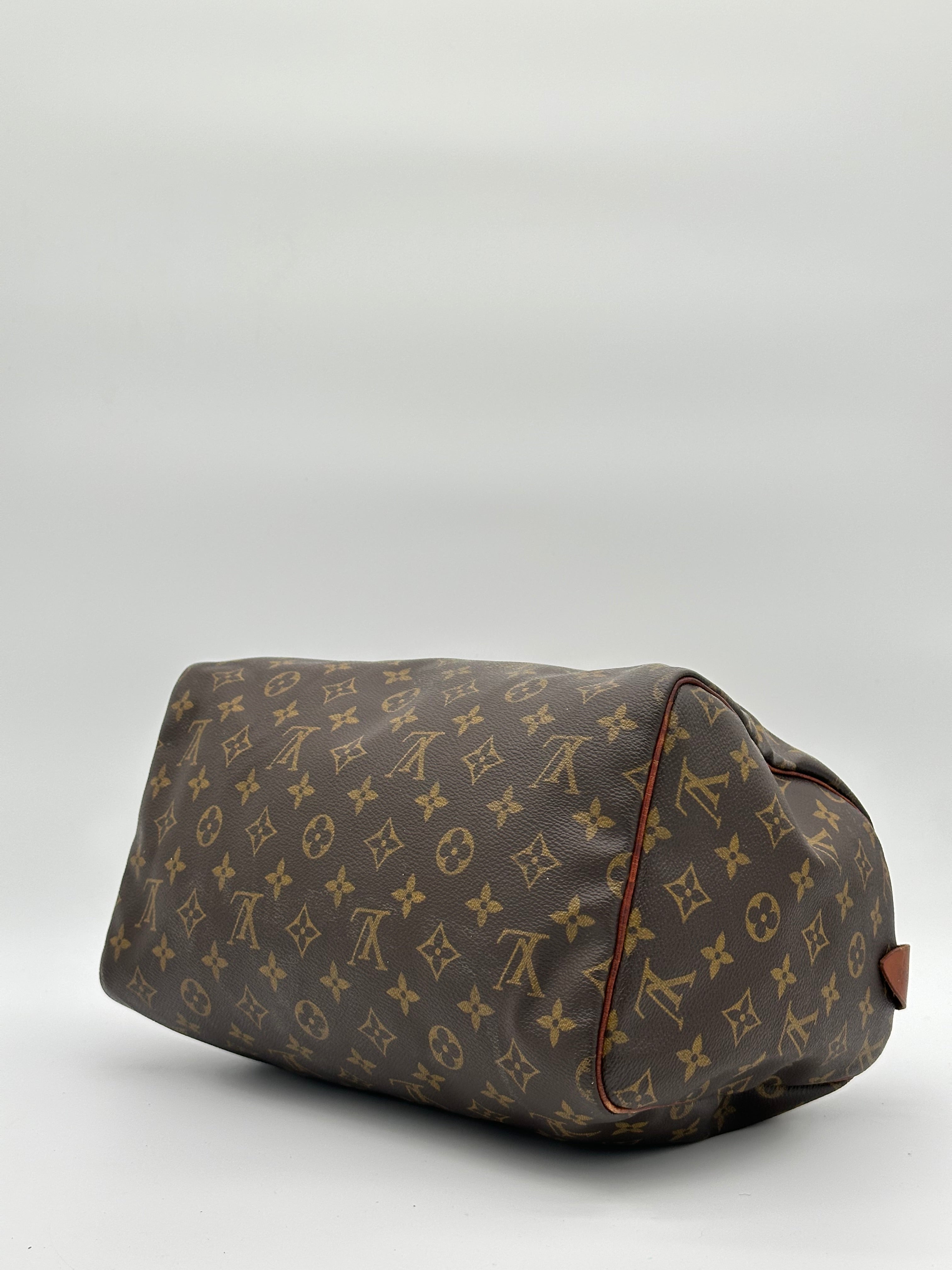 Louis Vuitton Speedy 30