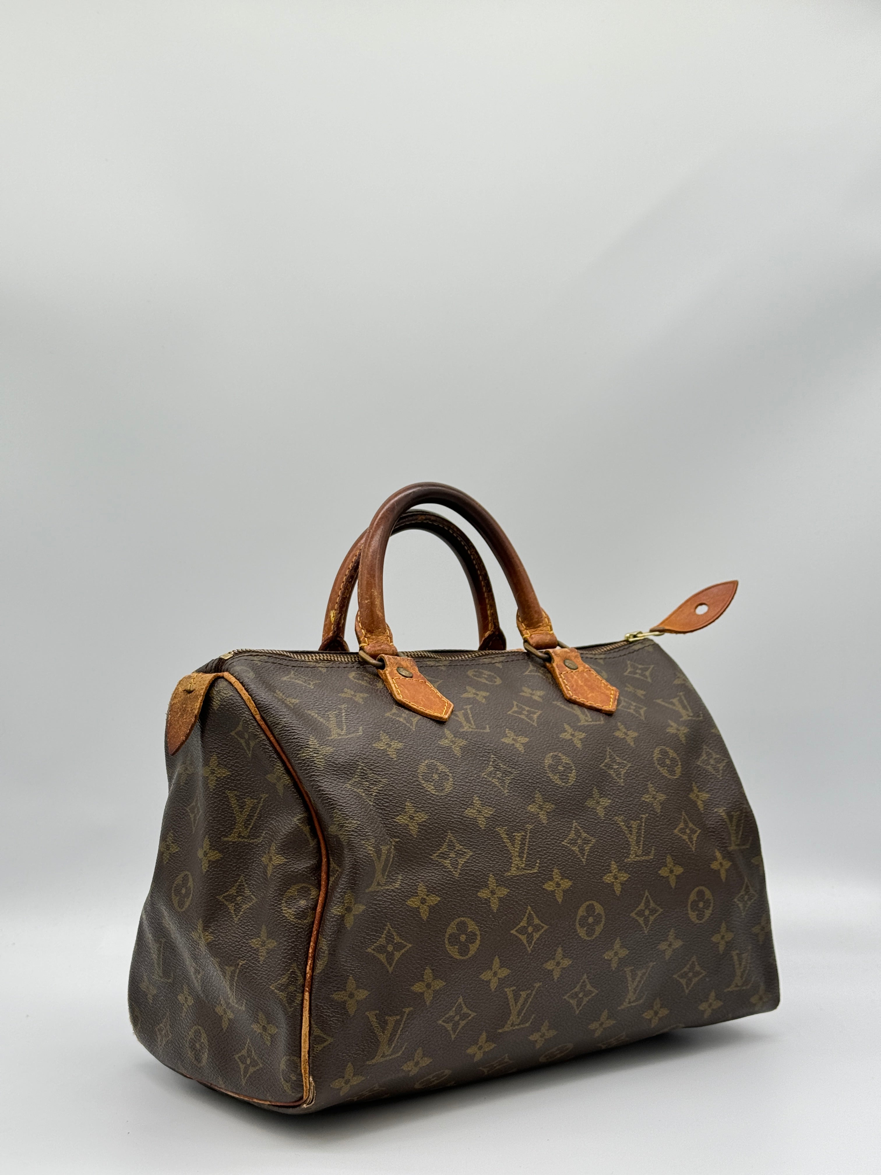 Louis Vuitton Speedy 30