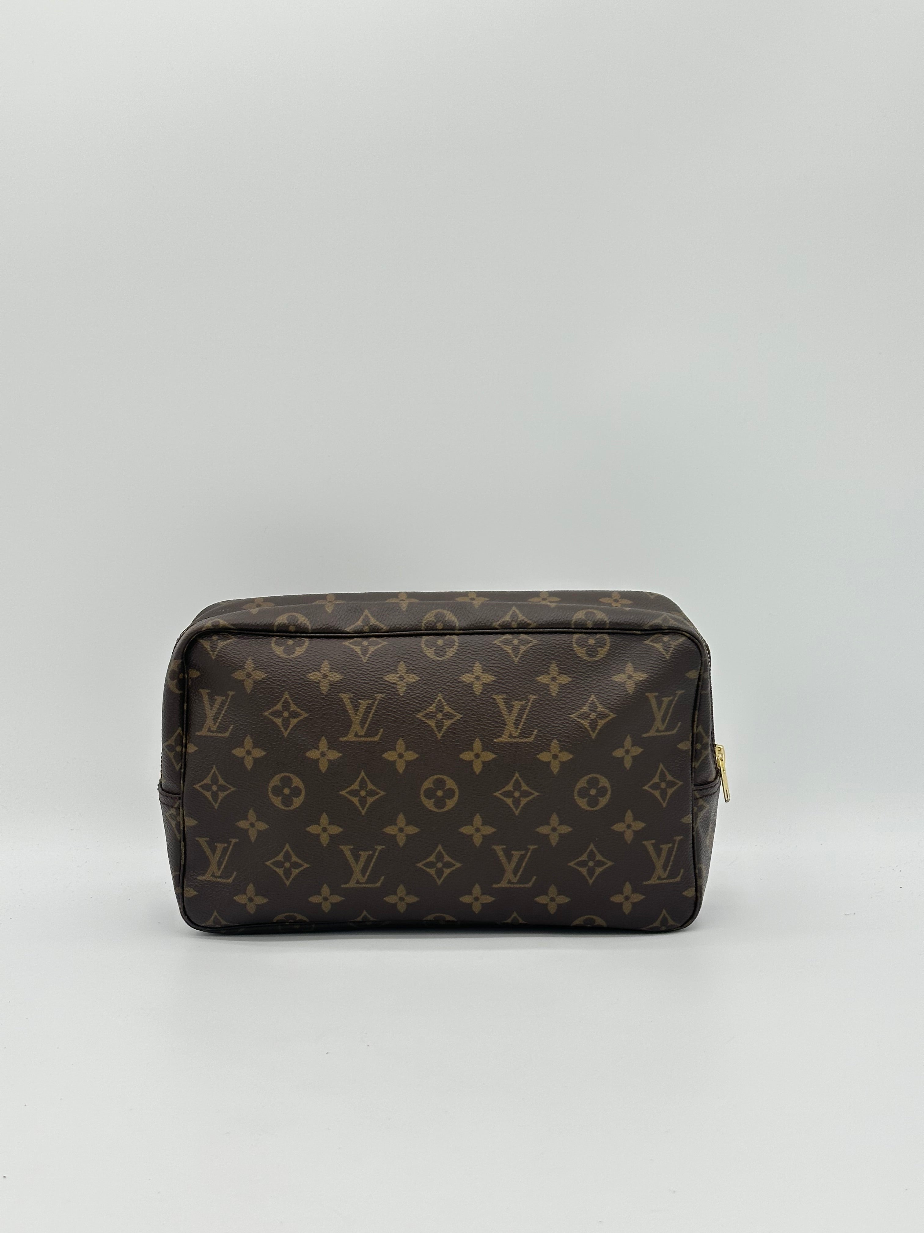 Louis Vuitton Trousse 28