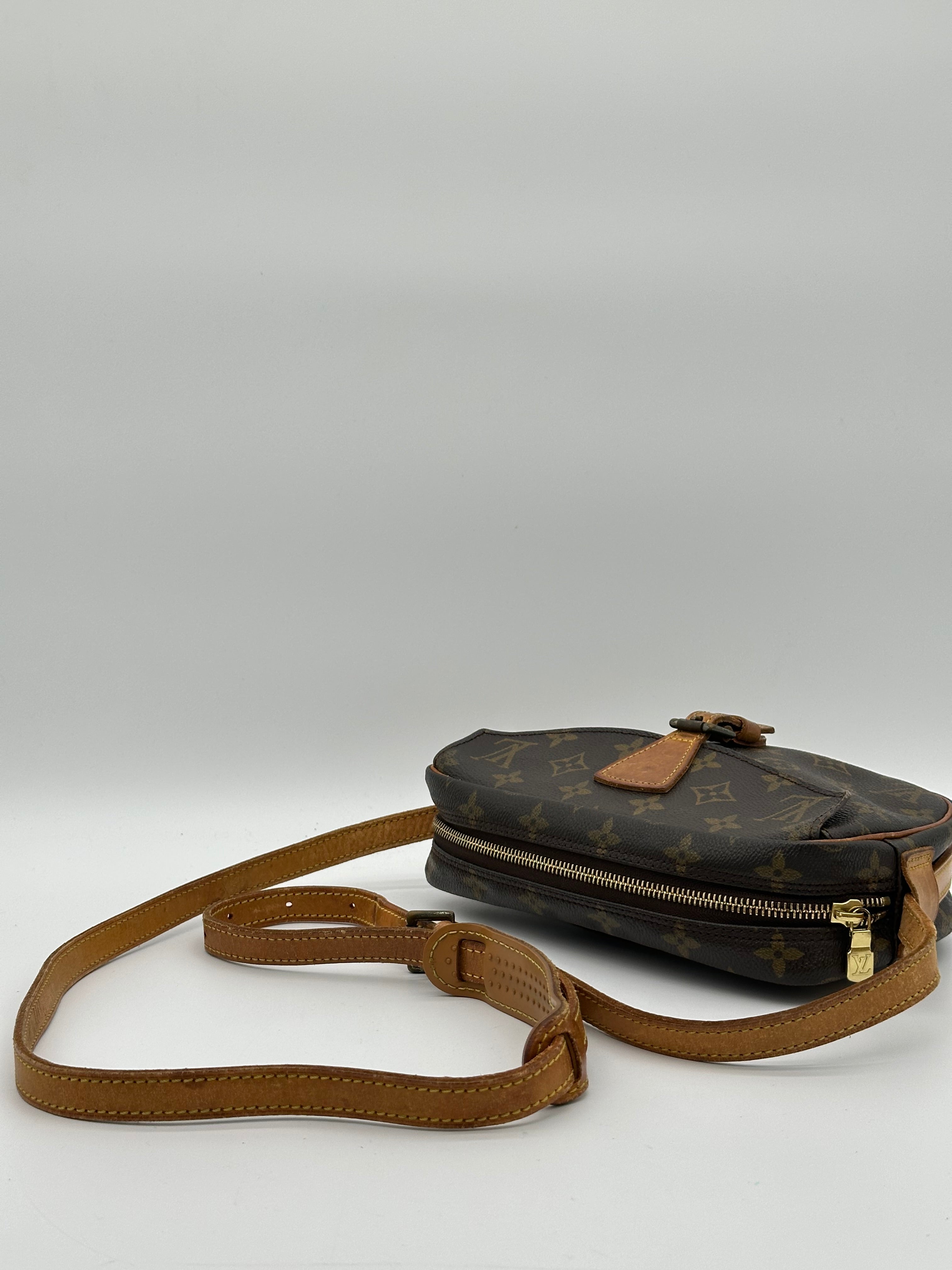 Louis Vuitton Jeune Fille PM