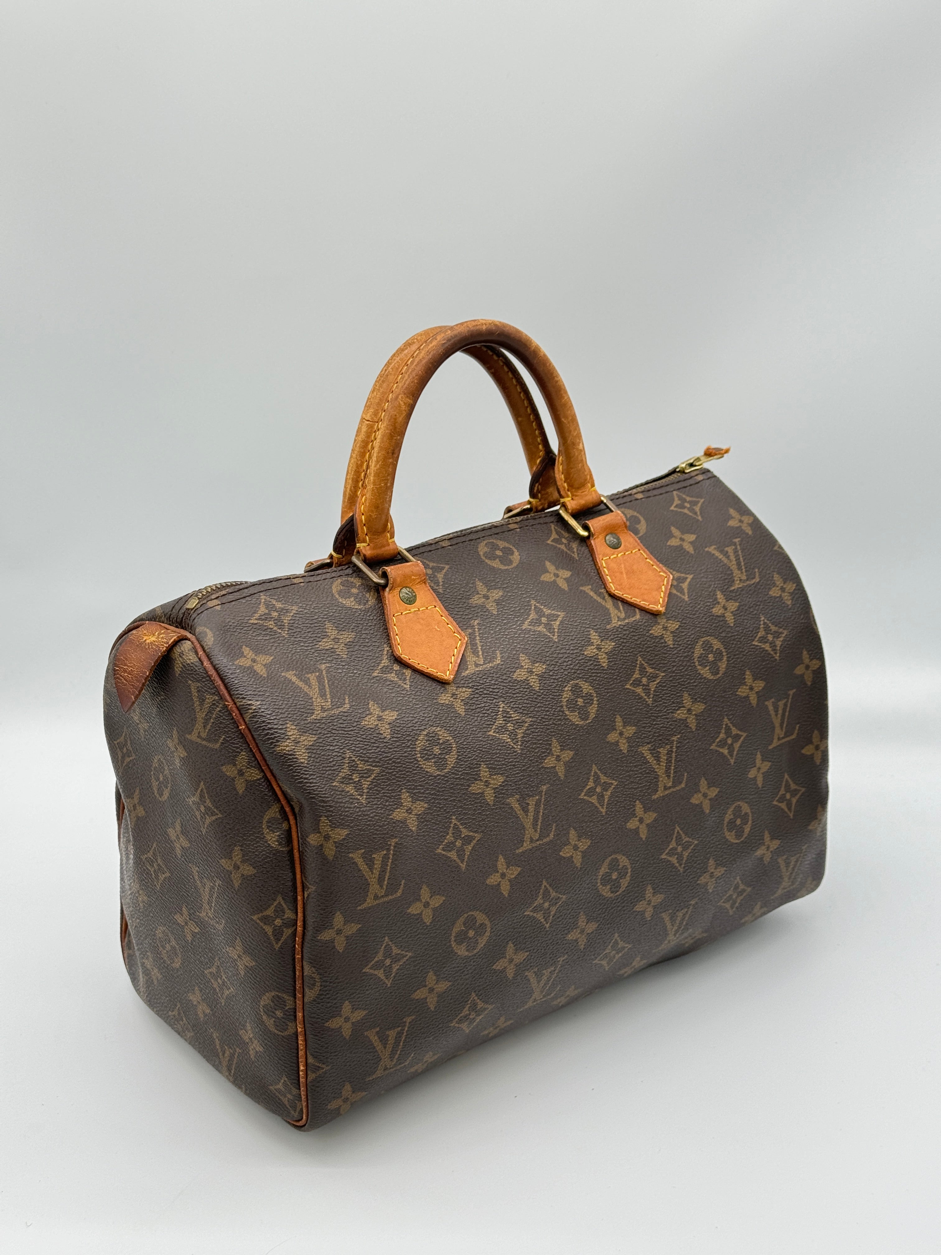 Louis Vuitton Speedy 30