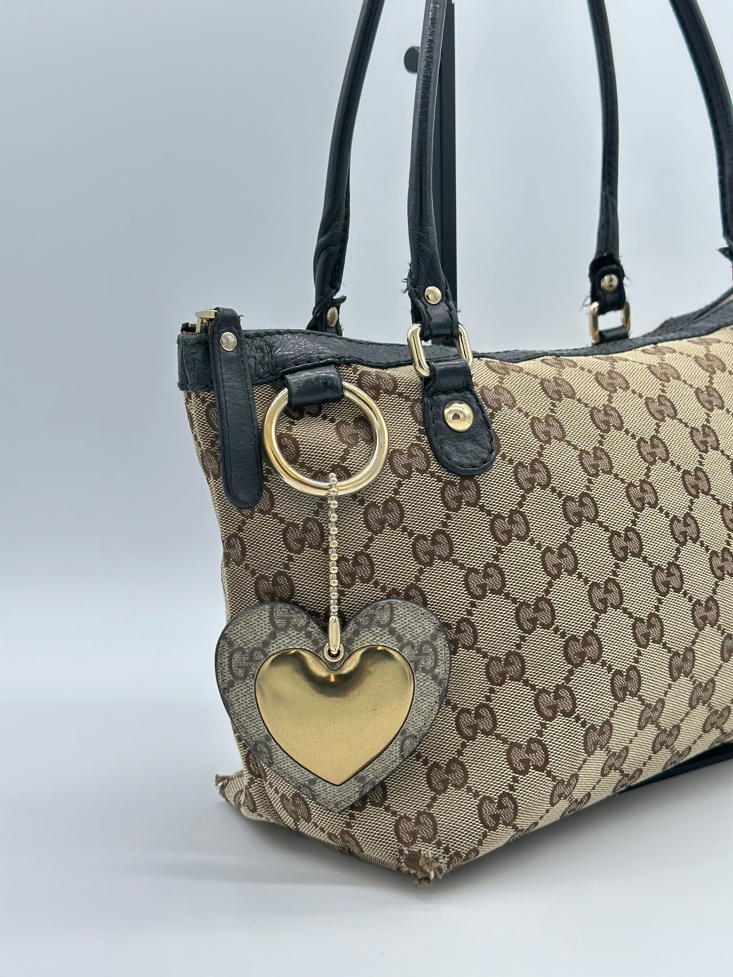 Gucci Heart Sukey