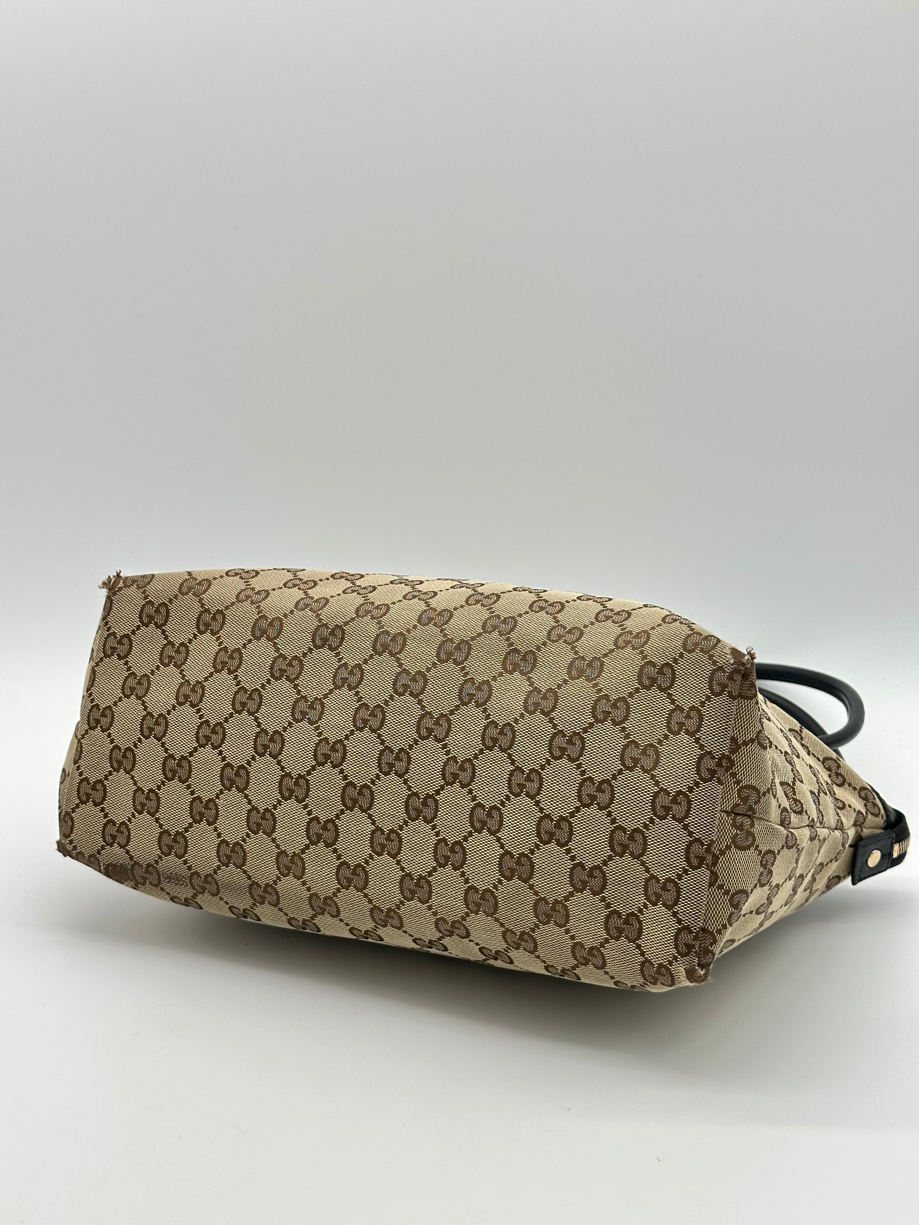 Gucci Heart Sukey