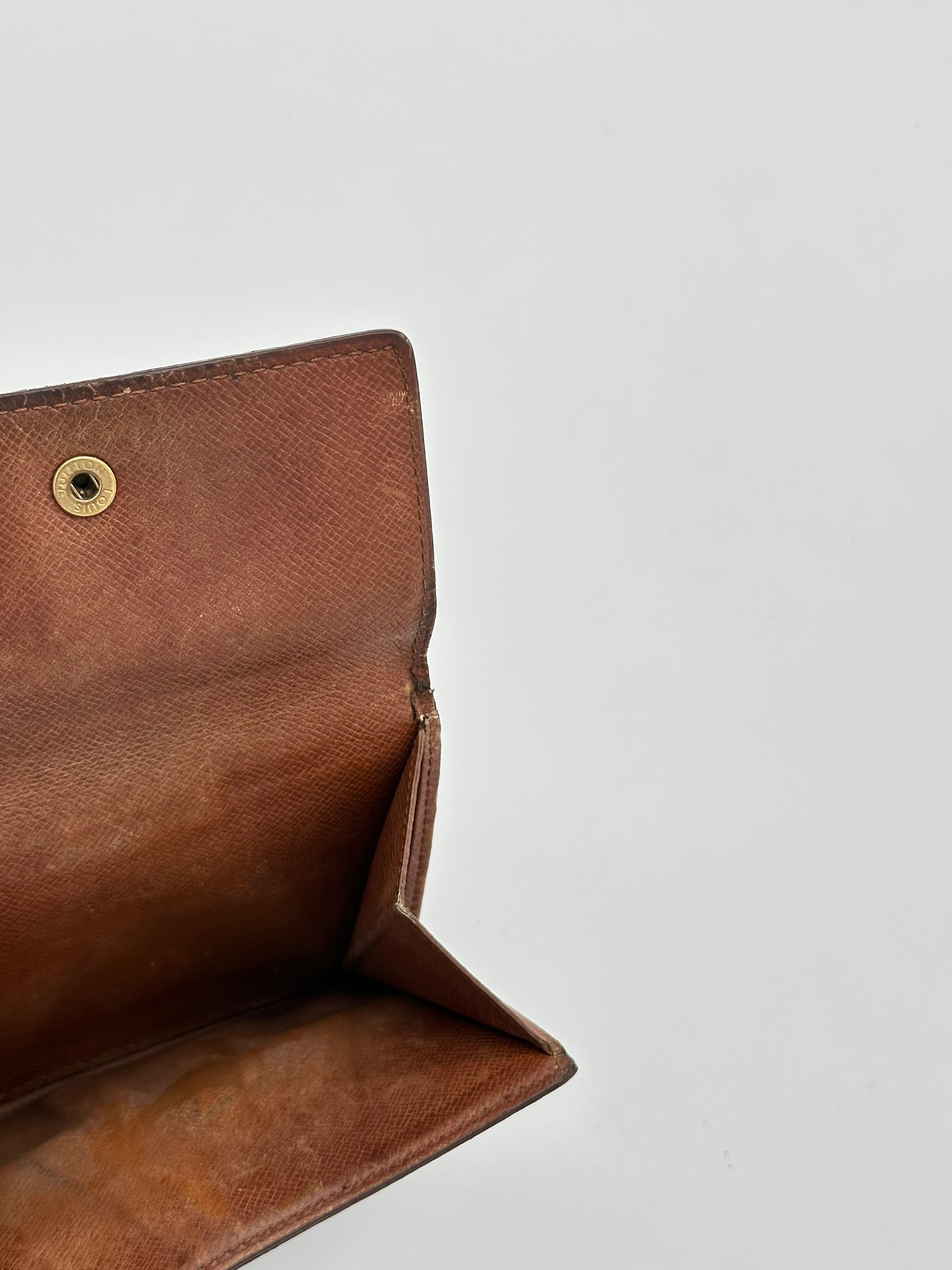 Louis Vuitton Elise Wallet