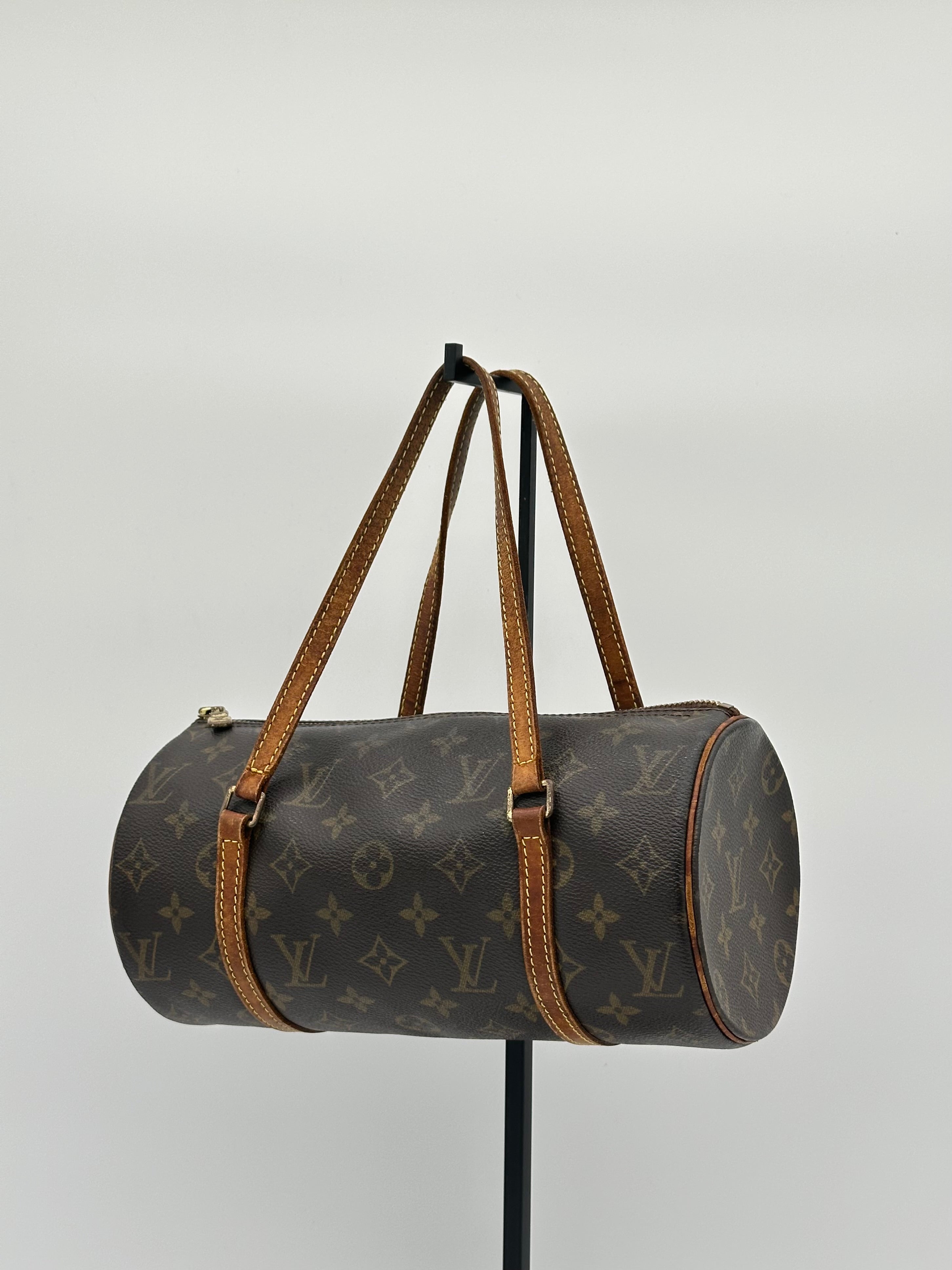 Louis Vuitton Papillon 26