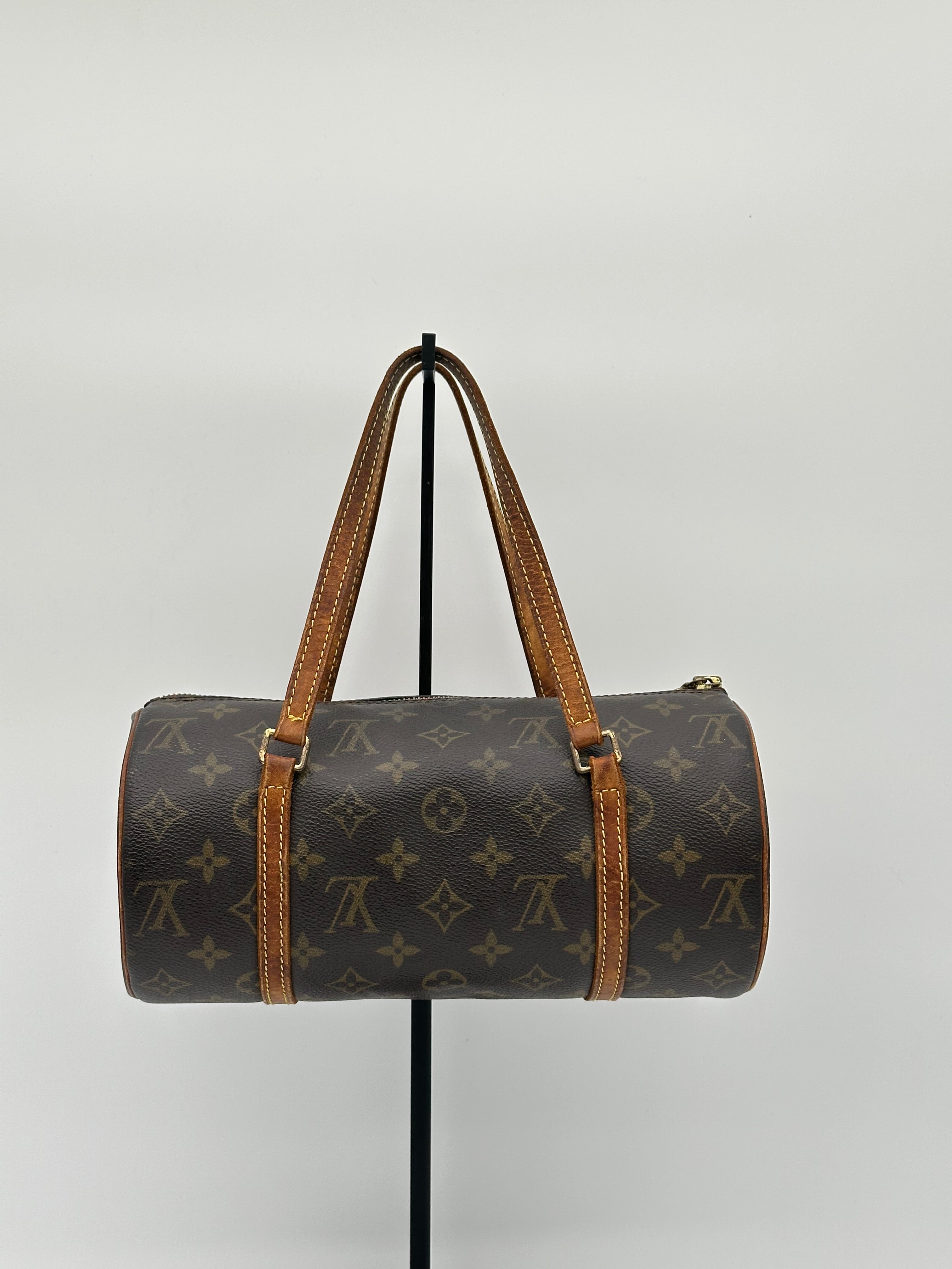 Louis Vuitton Papillon 26