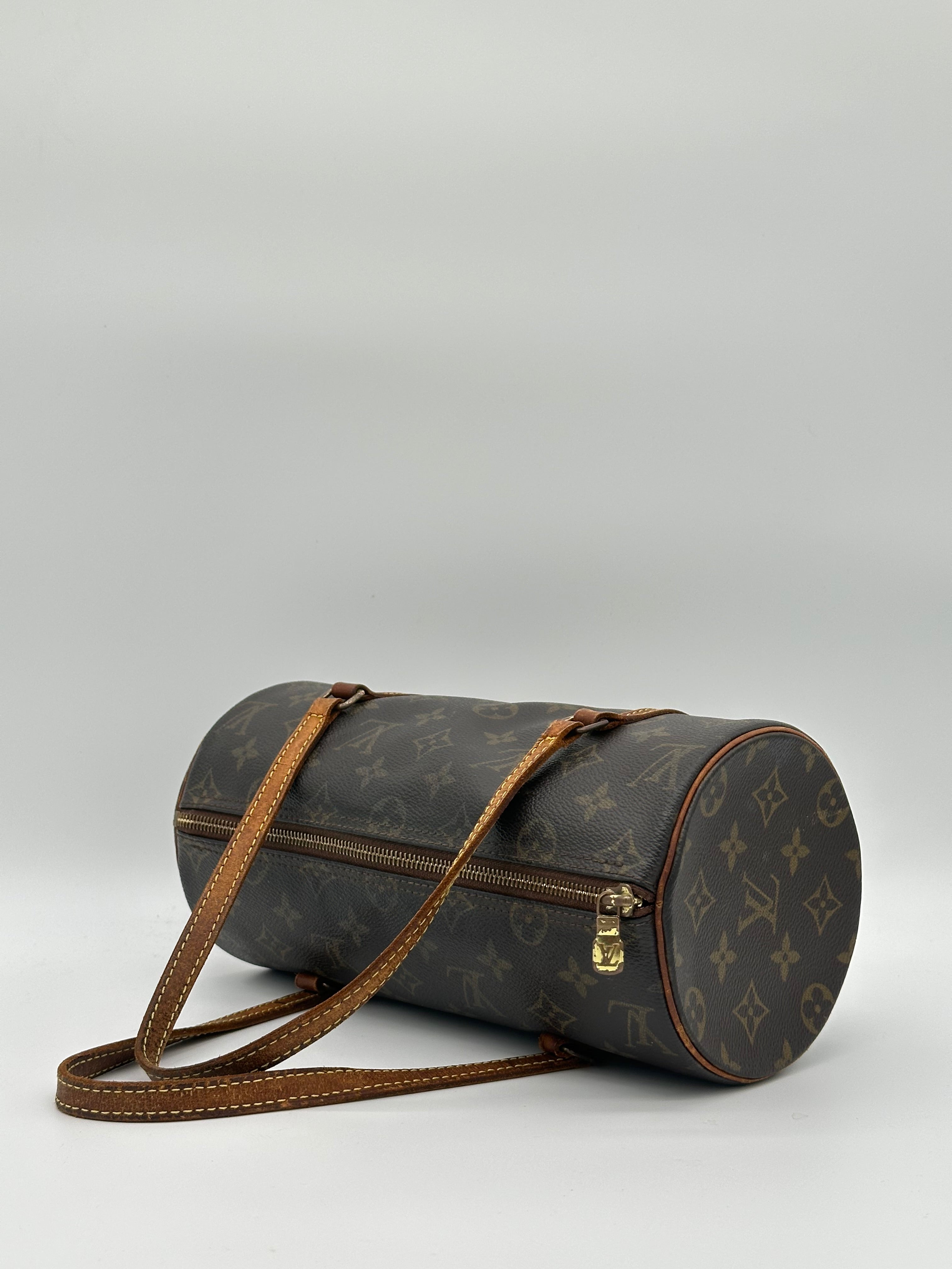 Louis Vuitton Papillon 26