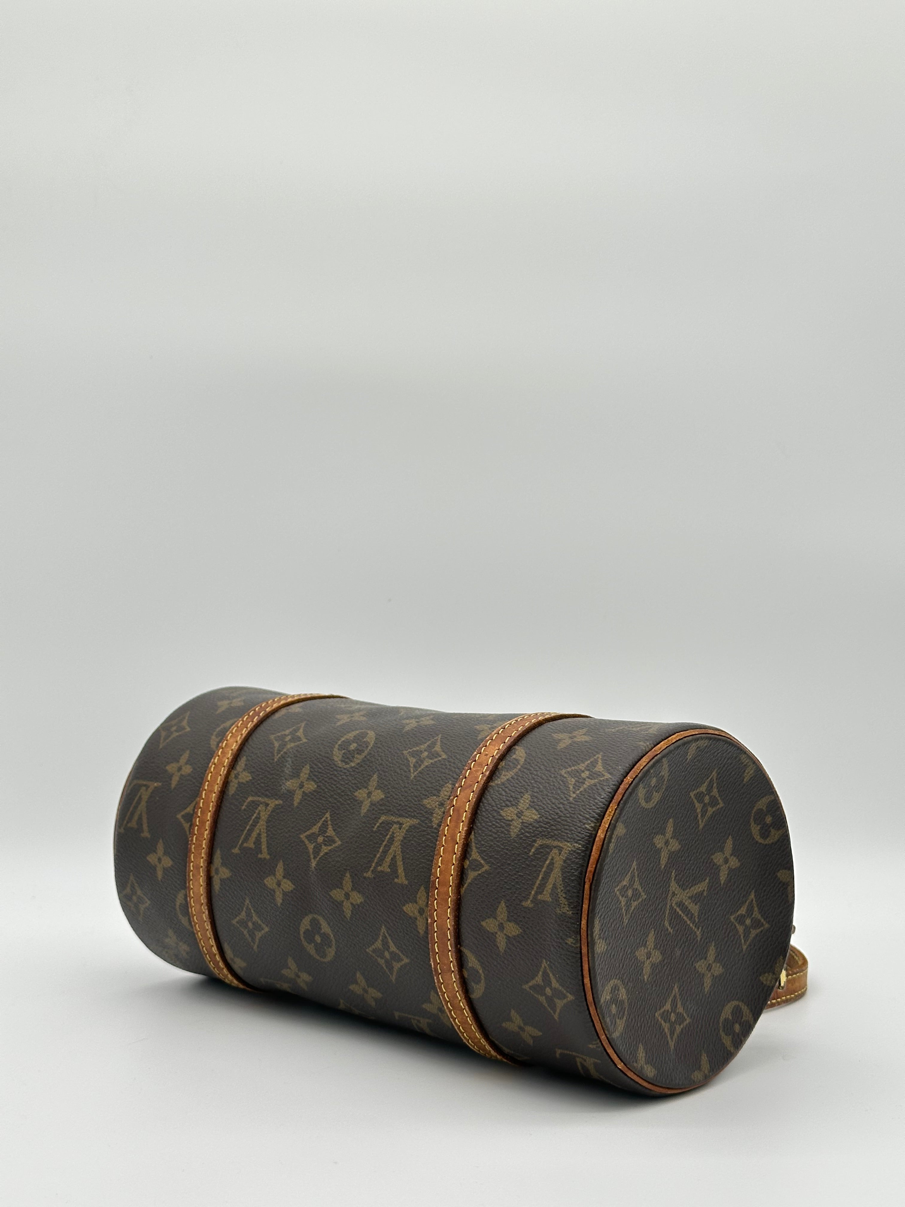 Louis Vuitton Papillon 26