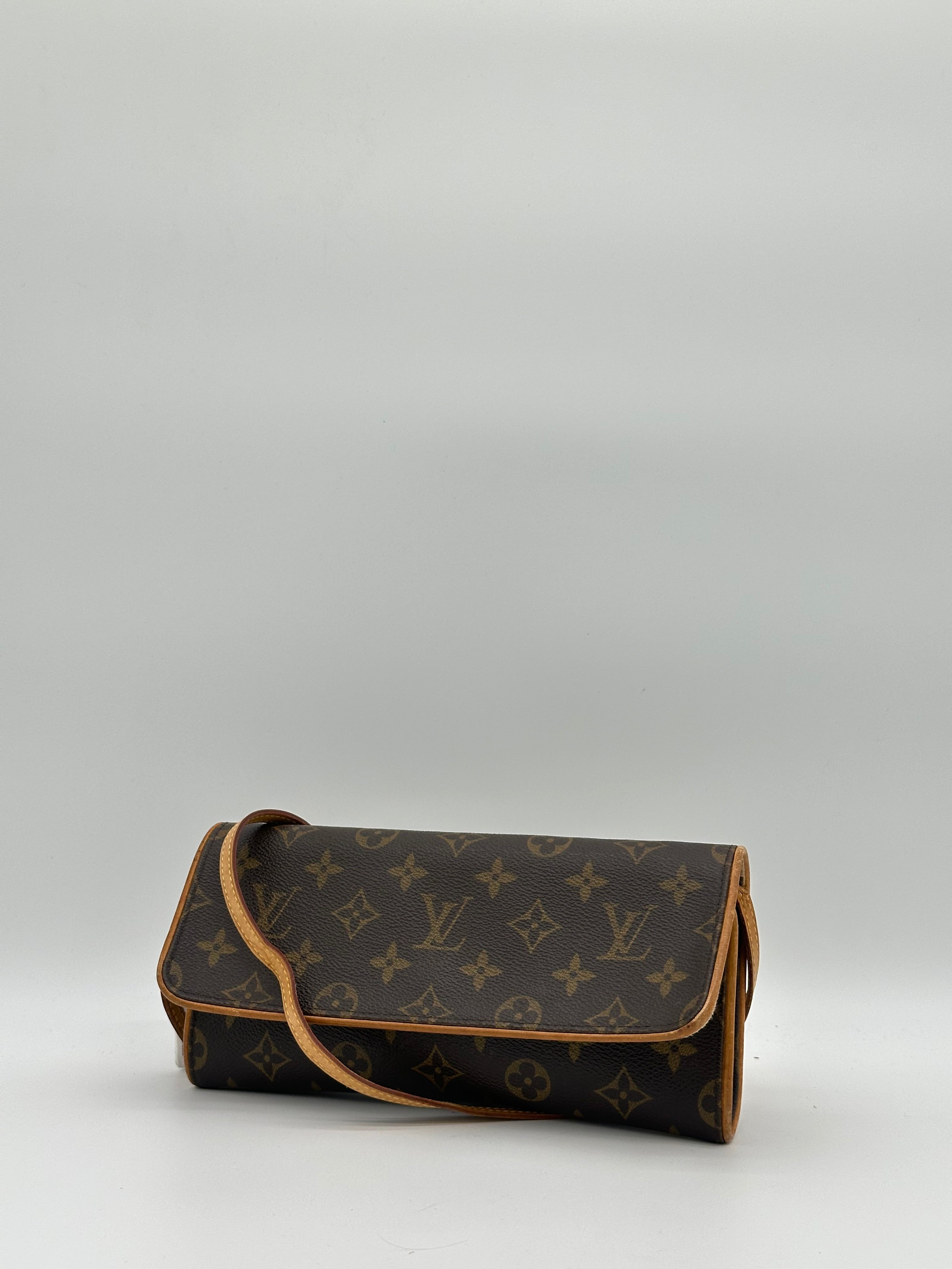 Louis Vuitton Twin Pochette PM