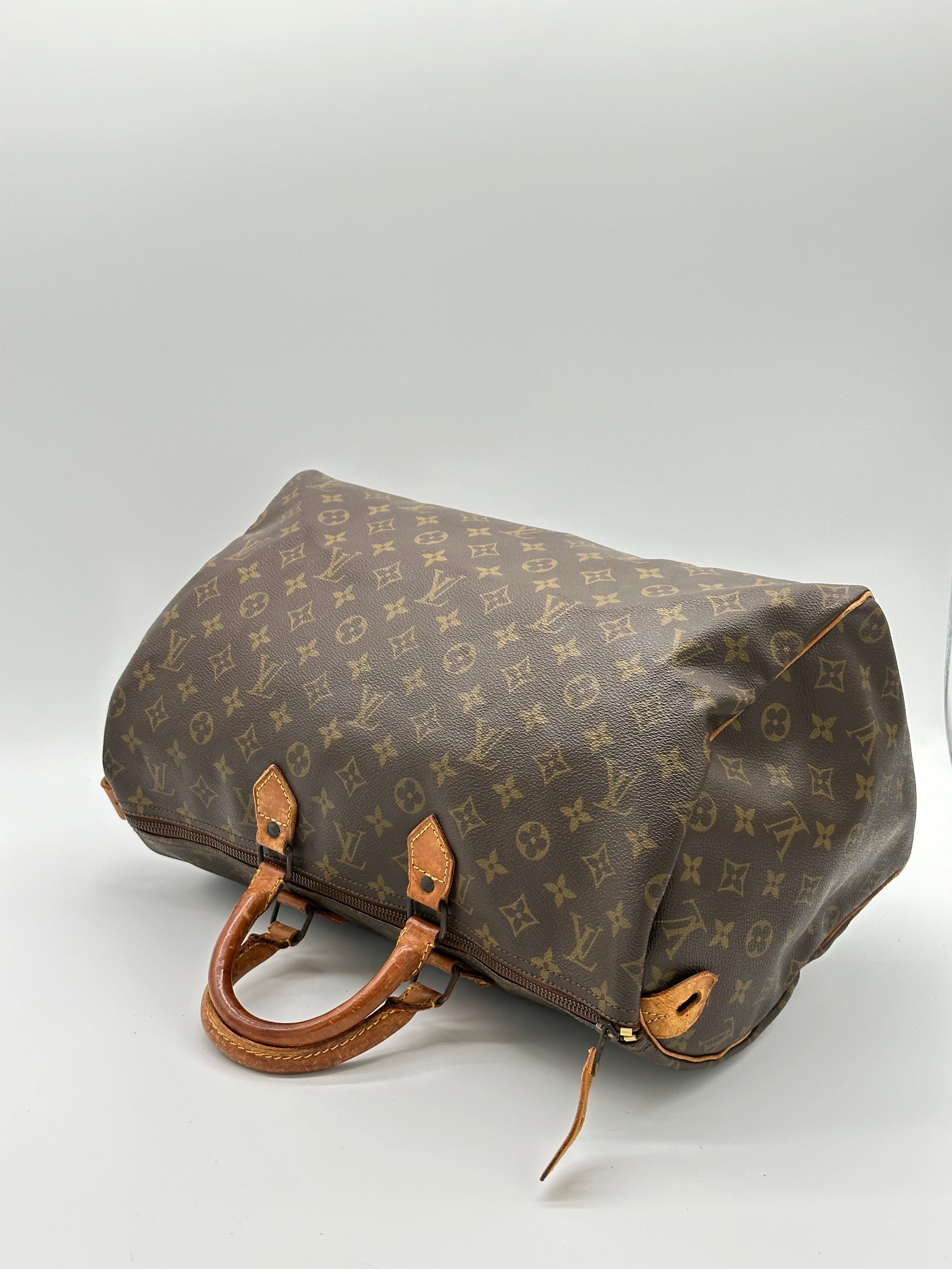 Louis Vuitton Speedy 40