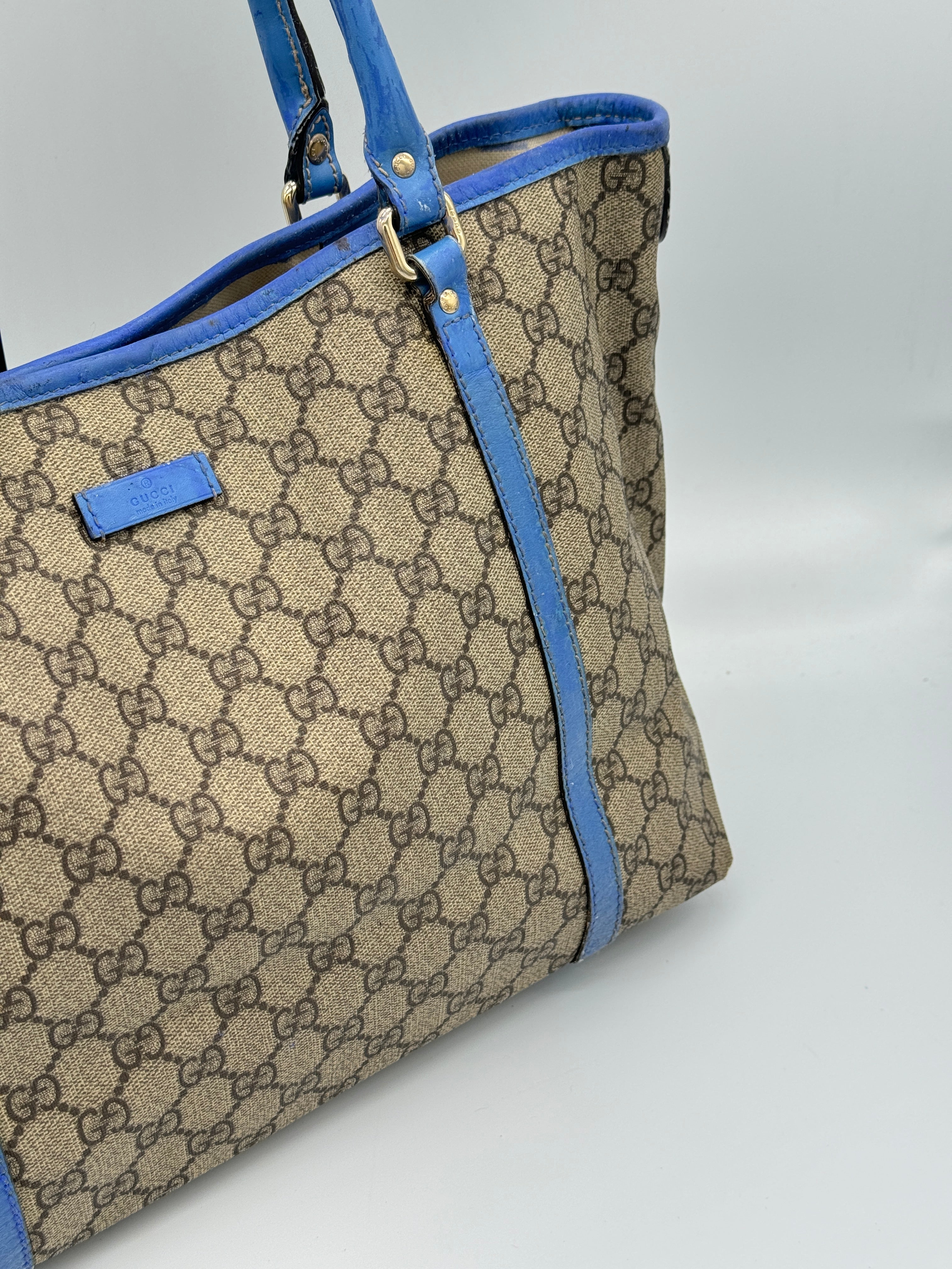 Gucci Supreme Tote