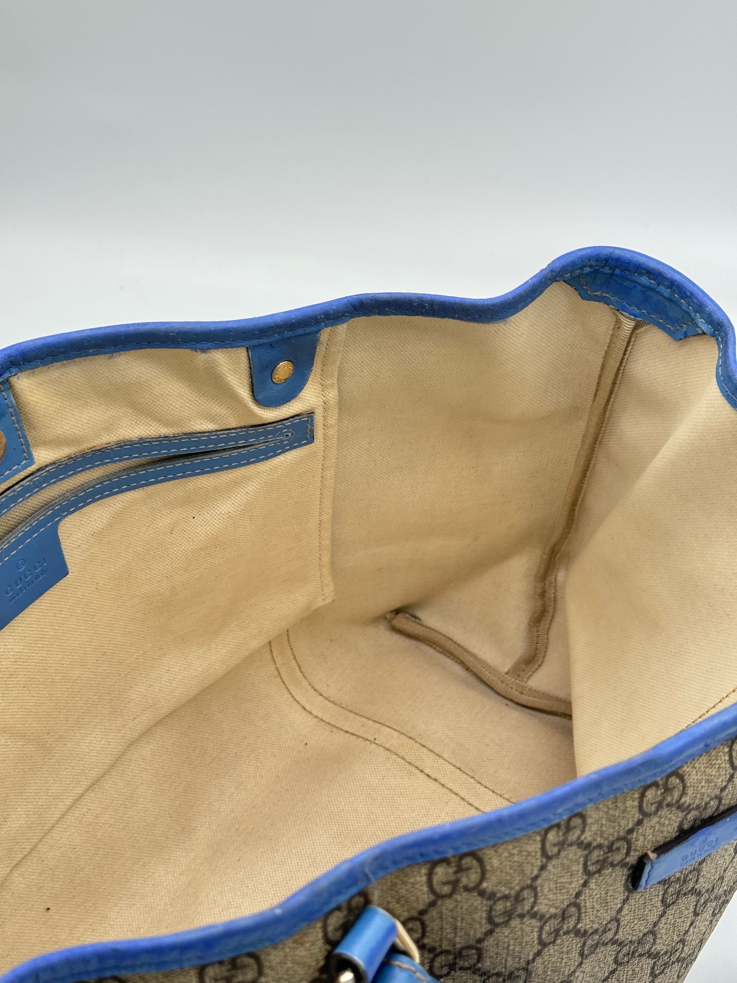 Gucci Supreme Tote