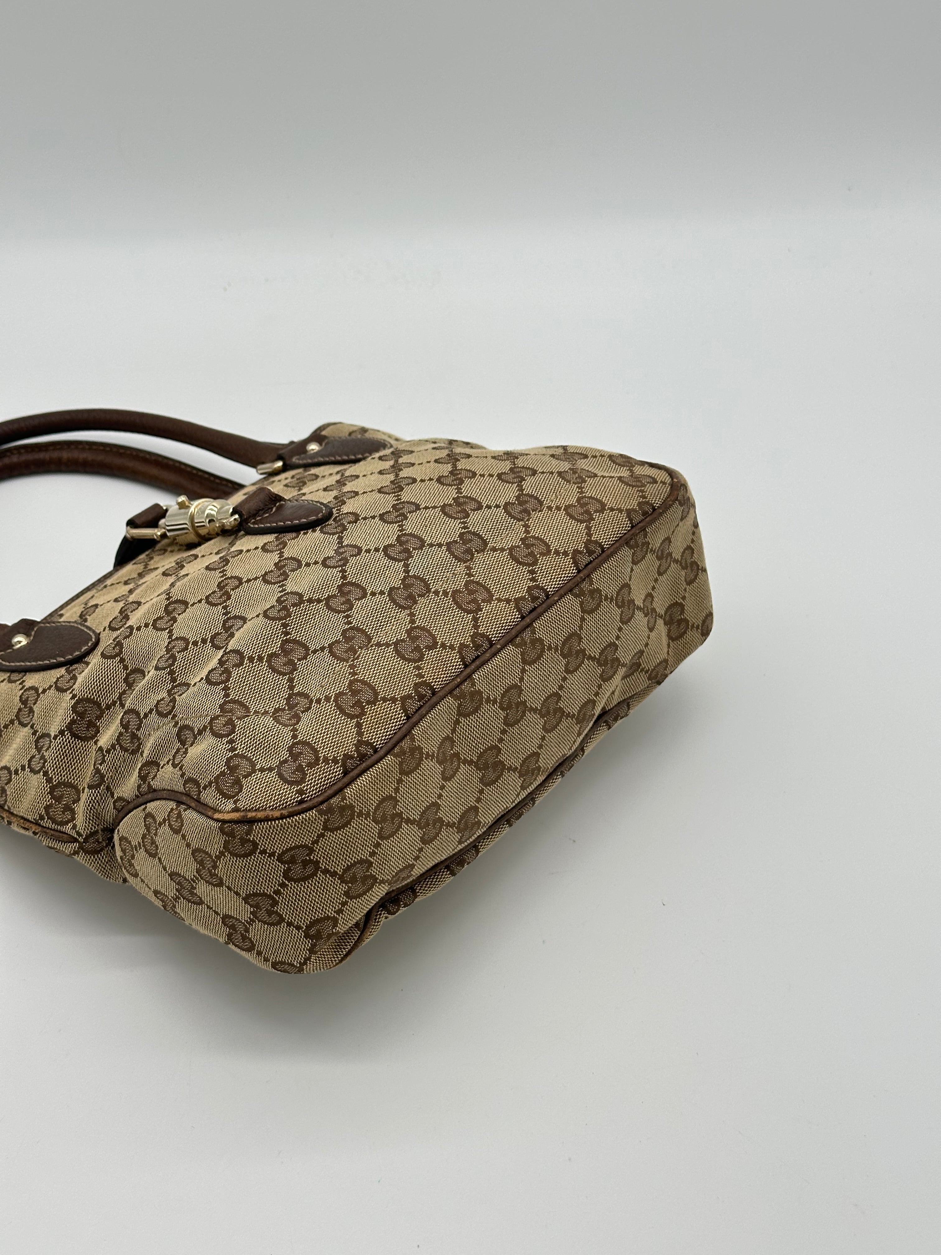 Gucci Piston Lock Jackie