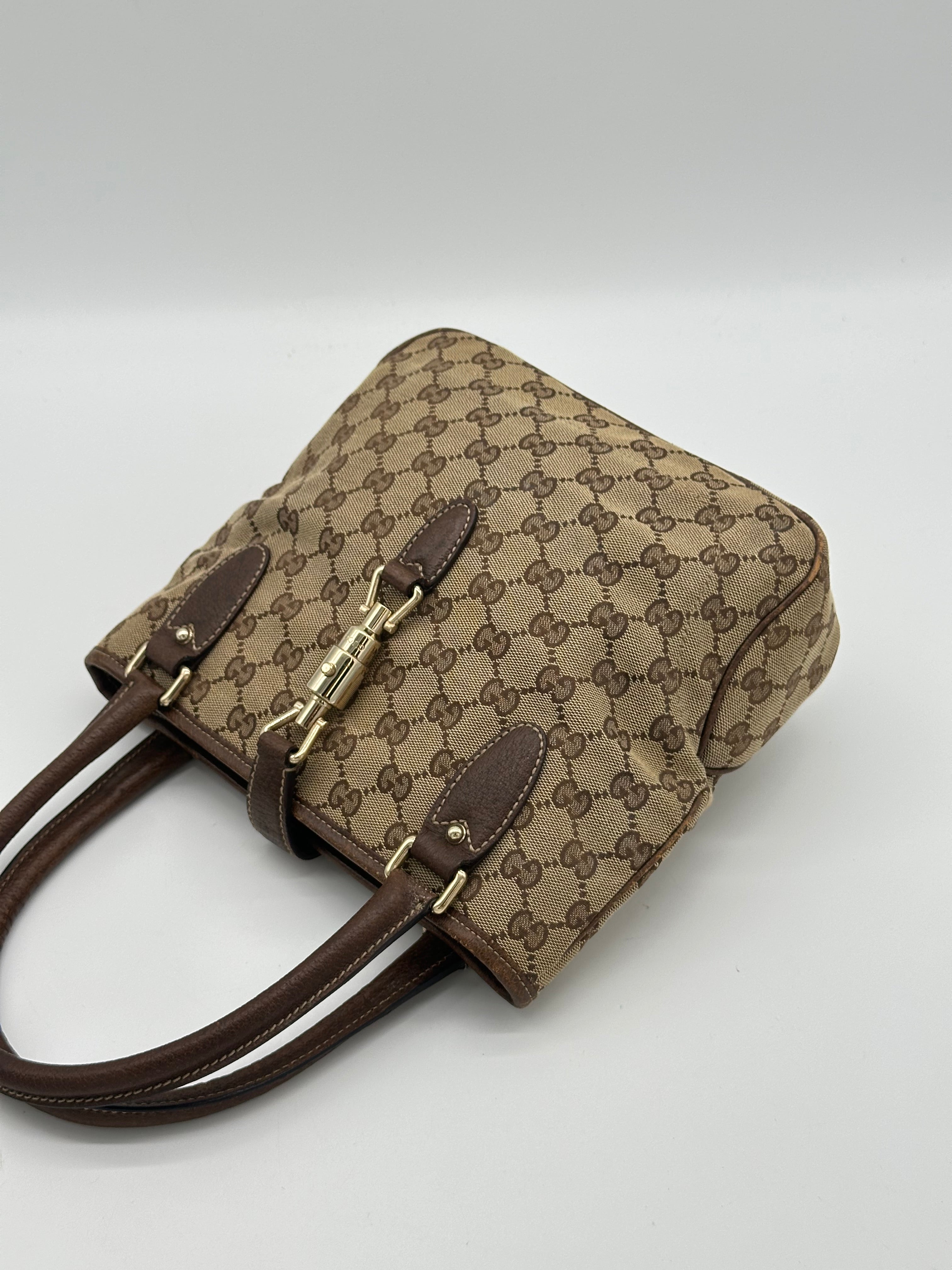 Gucci Piston Lock Jackie