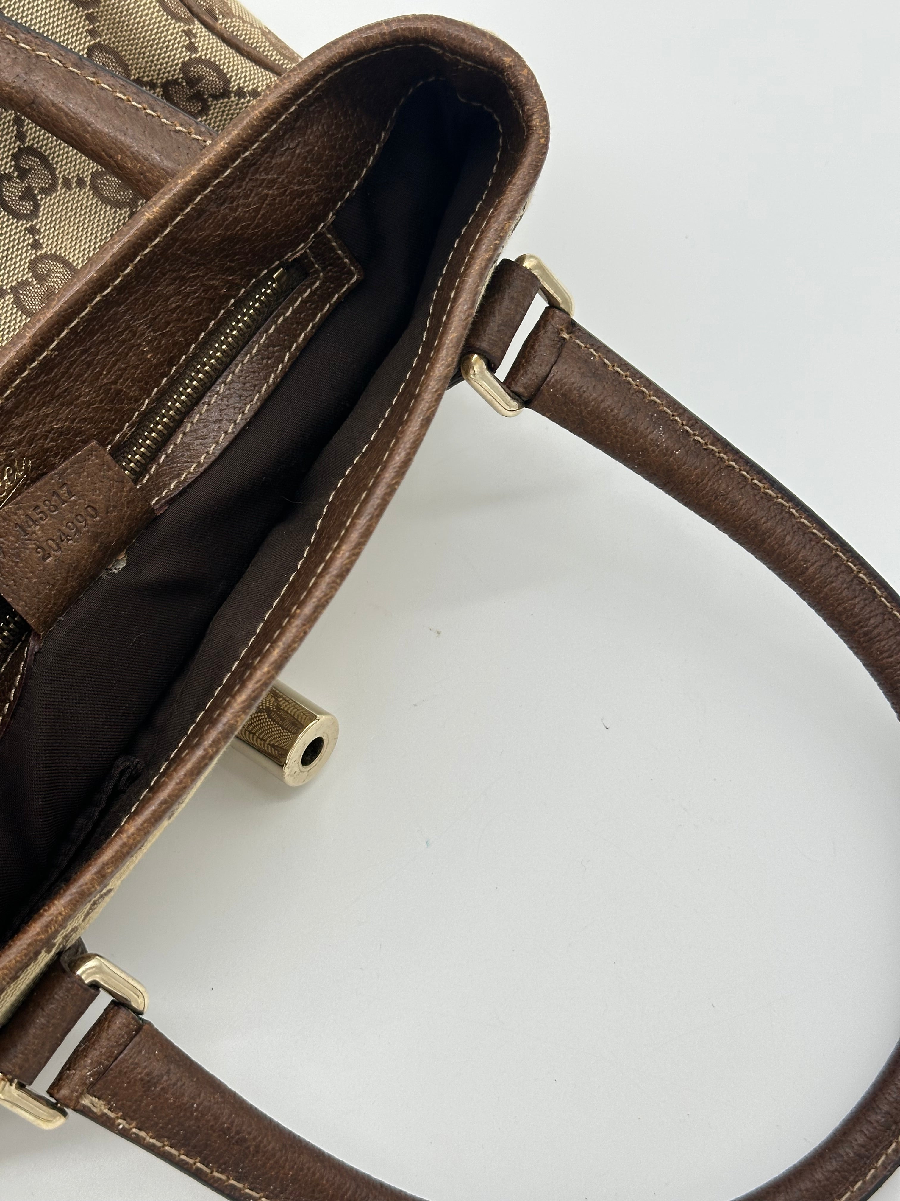 Gucci Piston Lock Jackie