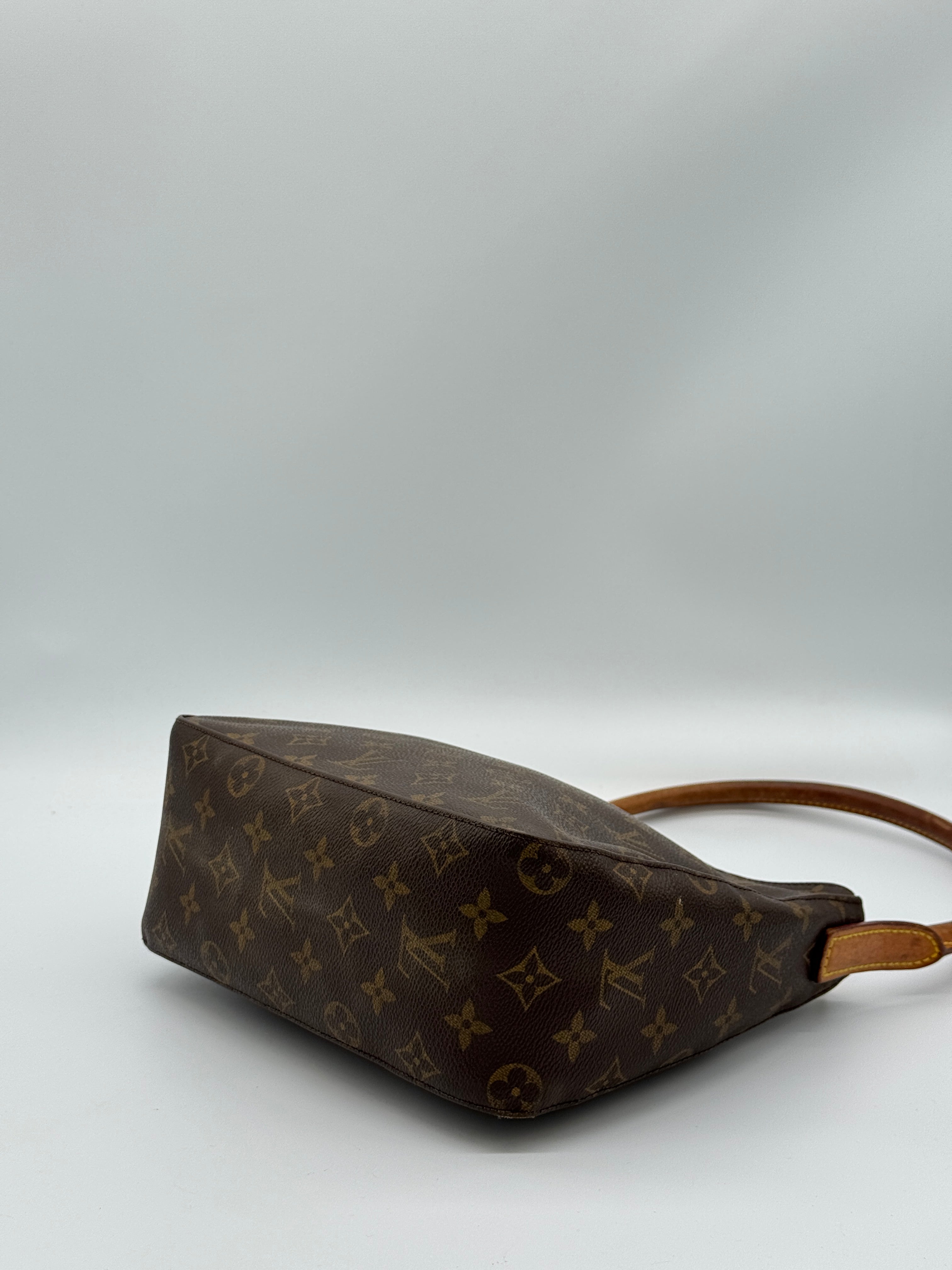 Louis Vuitton Looping MM