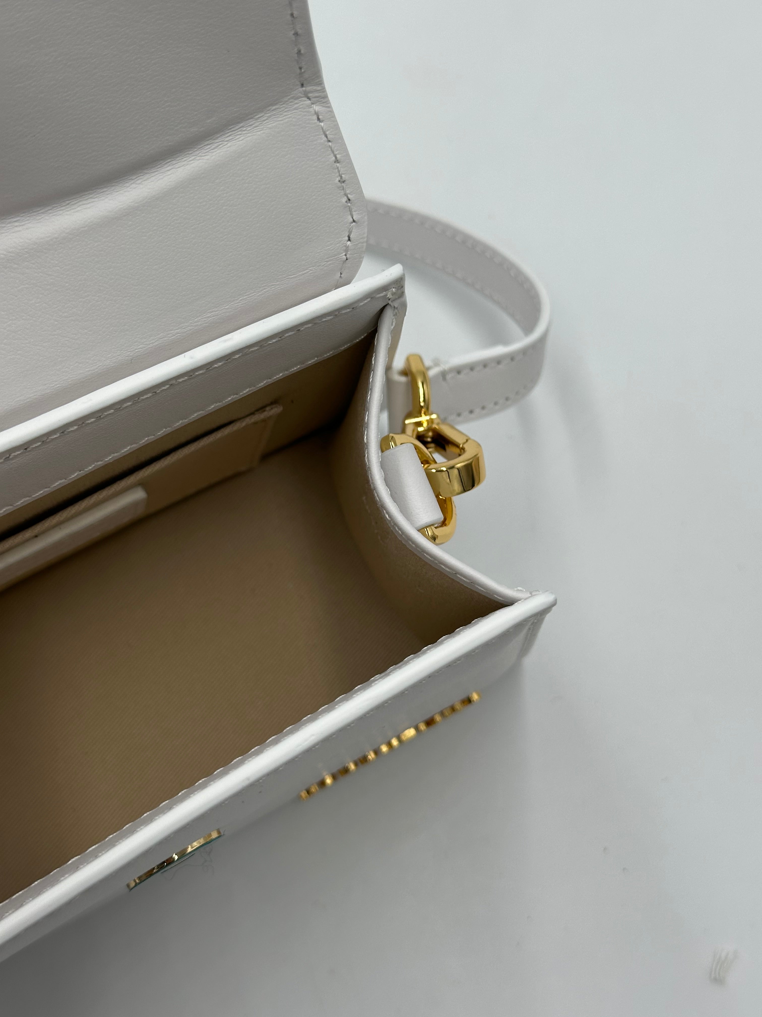 Jacquemus Le Chiquito Moyen