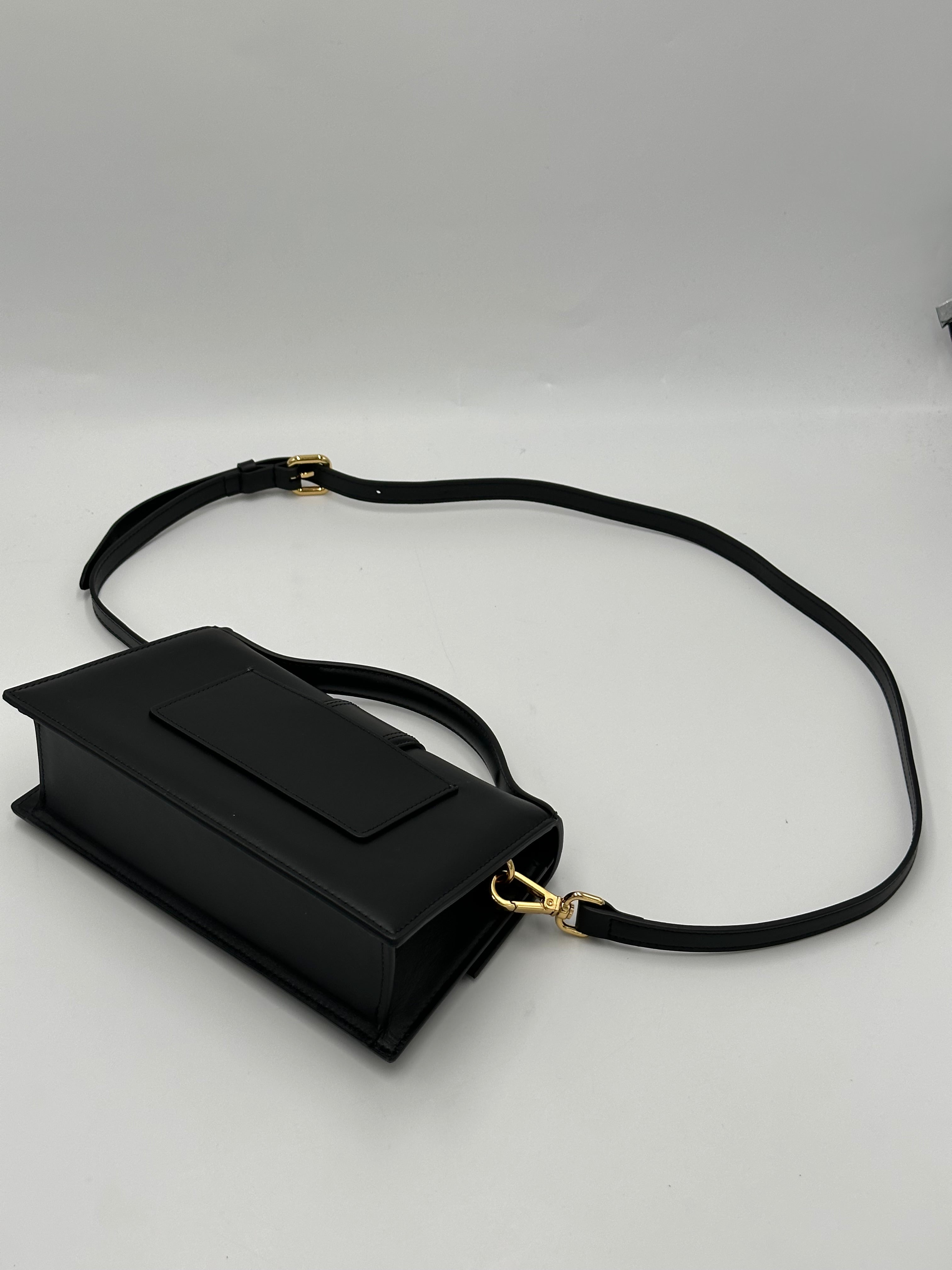 Jacquemus Le Grand Bambino