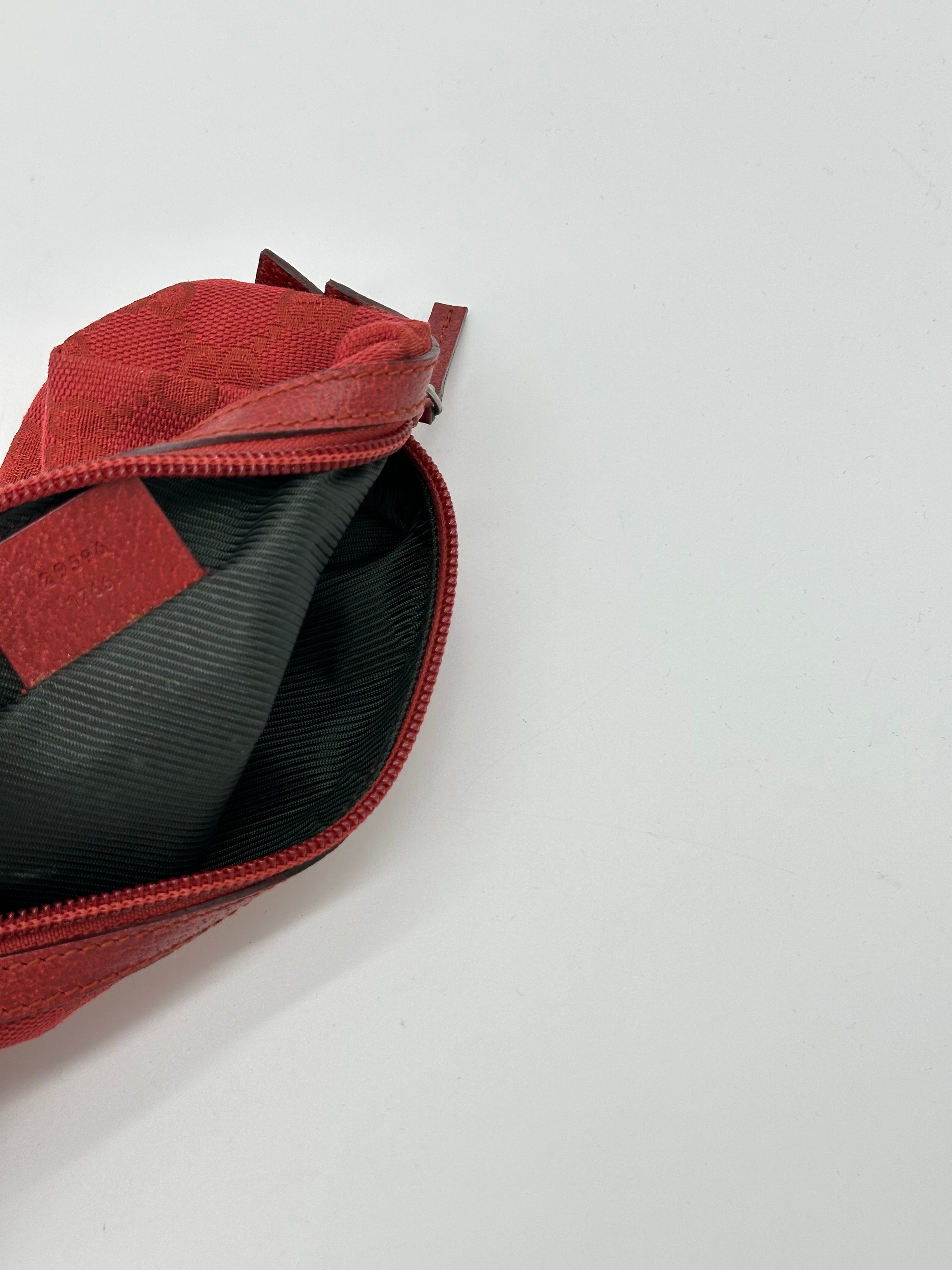 Gucci Cosmetic Pouch